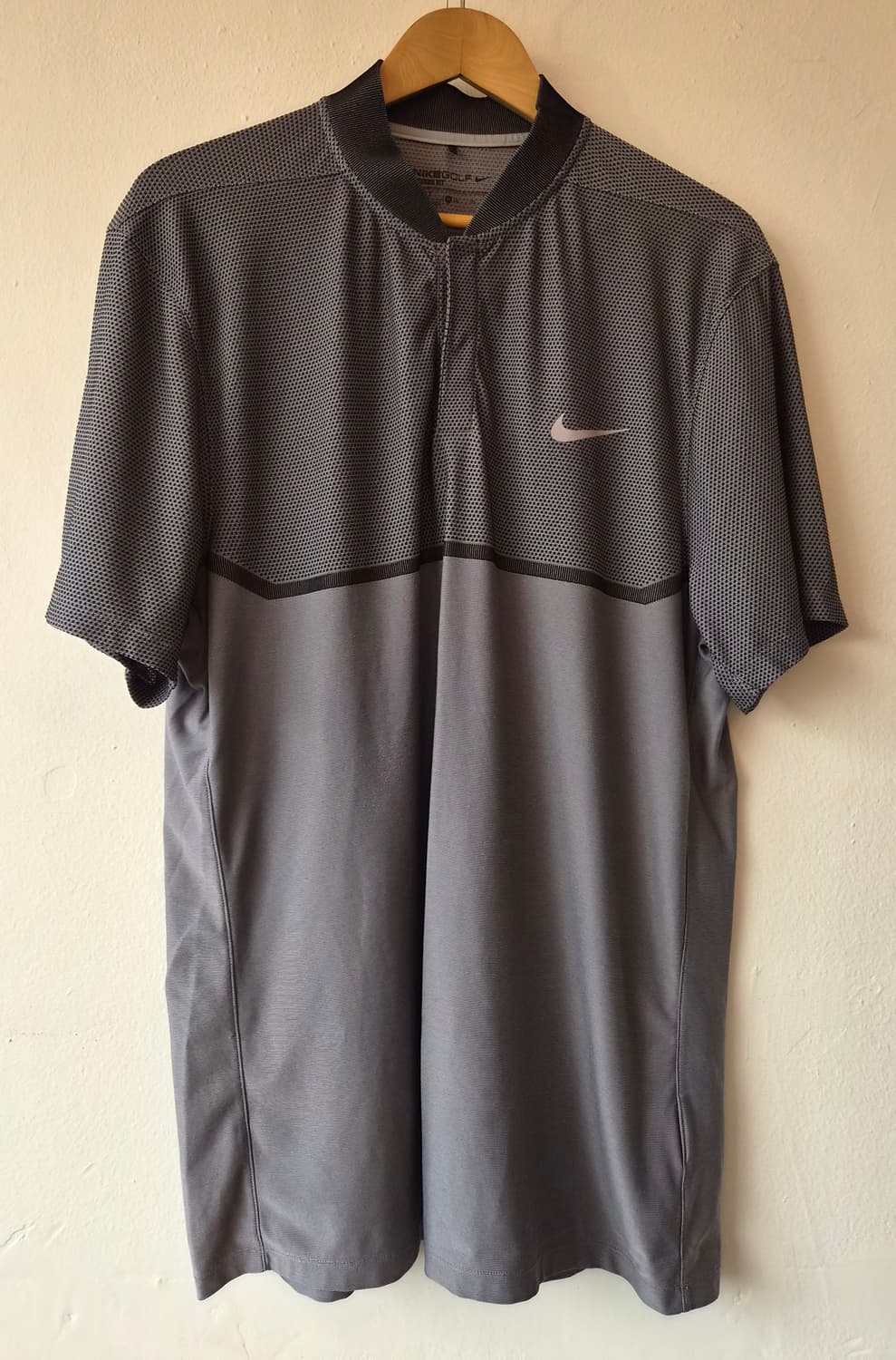 나이키골프  남성 골프 드라이핏 반팔티셔츠
 상품이미지1