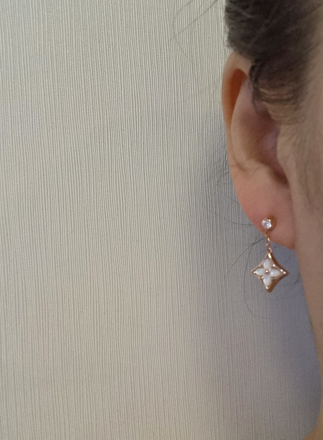 루이비통 업사이클링 블라썸 드롭 귀걸이 상품이미지6