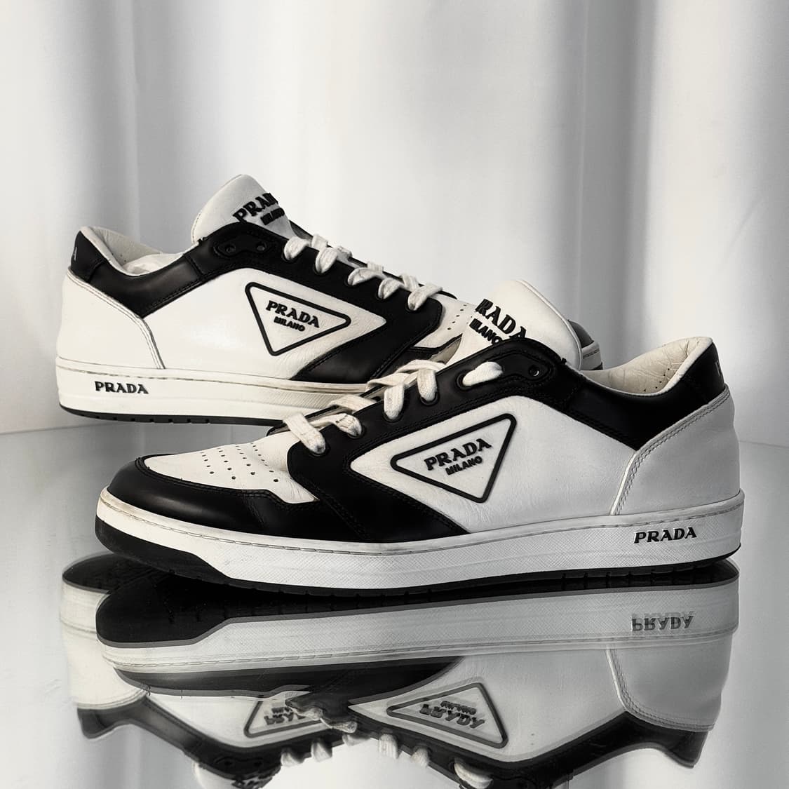 (280) 프라다 범고래 다운타운 스니커즈 상품이미지1