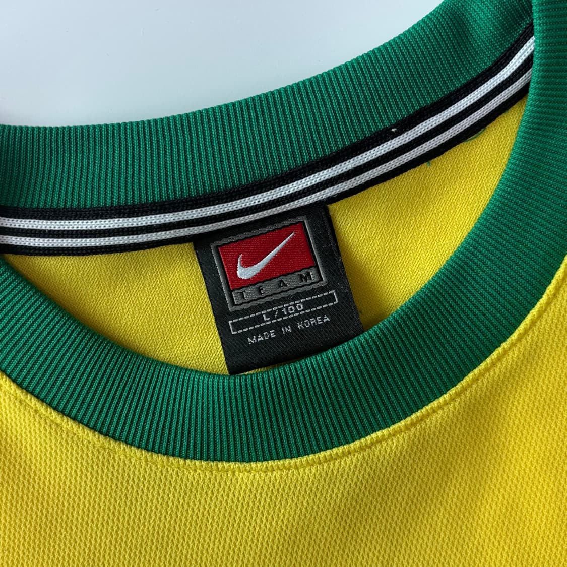 나이키 빈티지 브라질 컬러 센터 스우시 반팔 티 상품이미지3