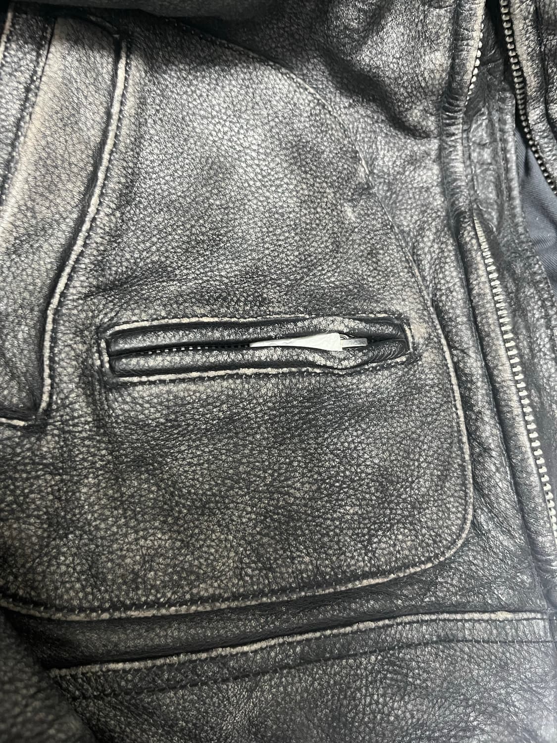 배드블러드 크랙 레더 레이싱 자켓 m 택달린 신품 상품이미지5