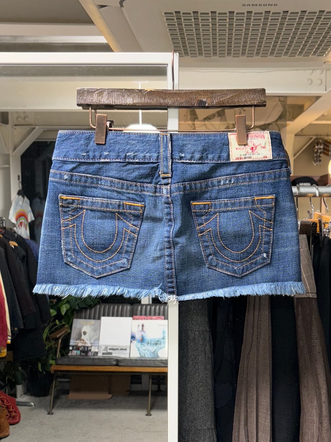 트루릴리전 데님 마이크로 스커트 상품이미지2