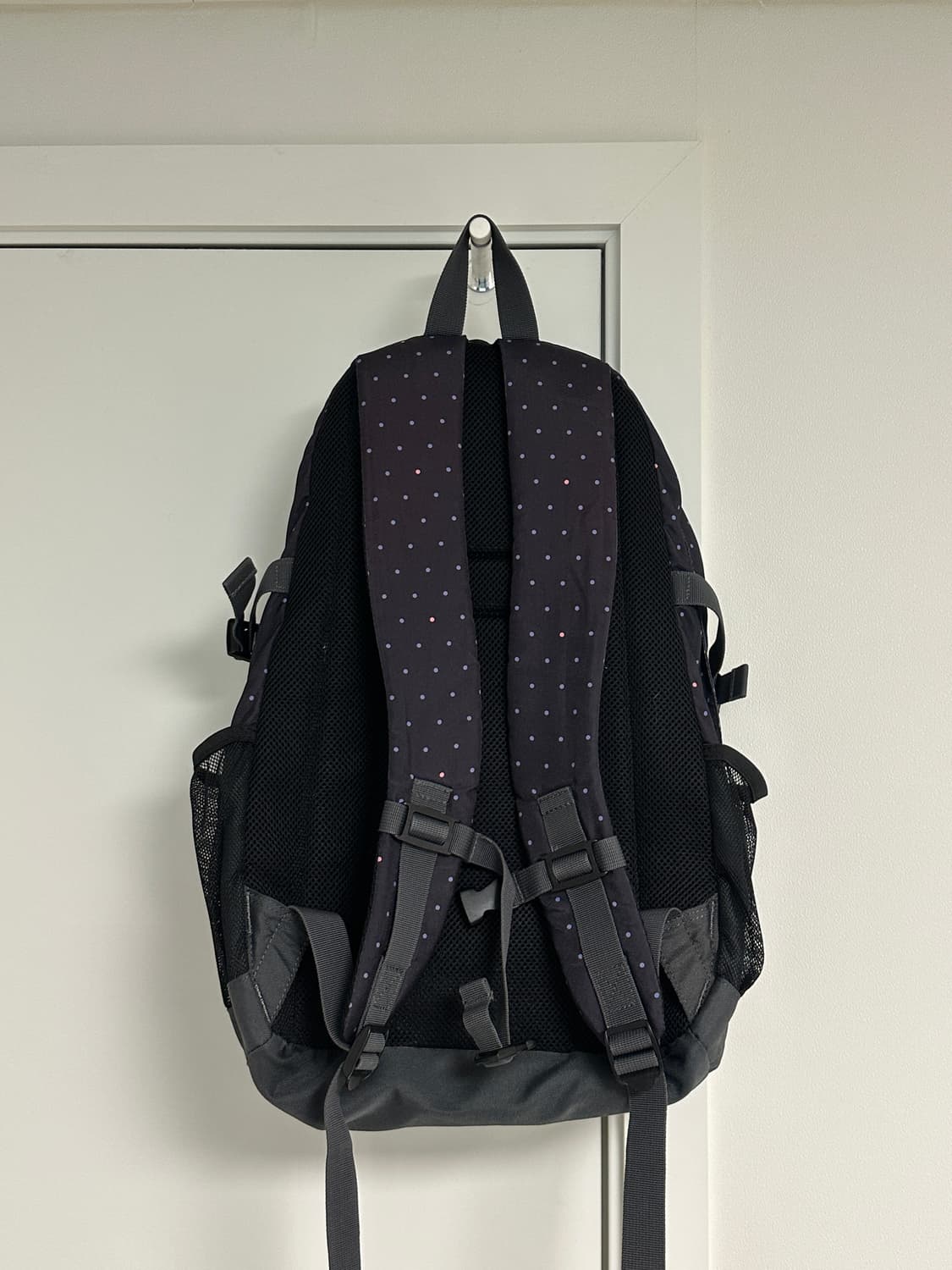 이스트보이 도트 백팩 상품이미지3