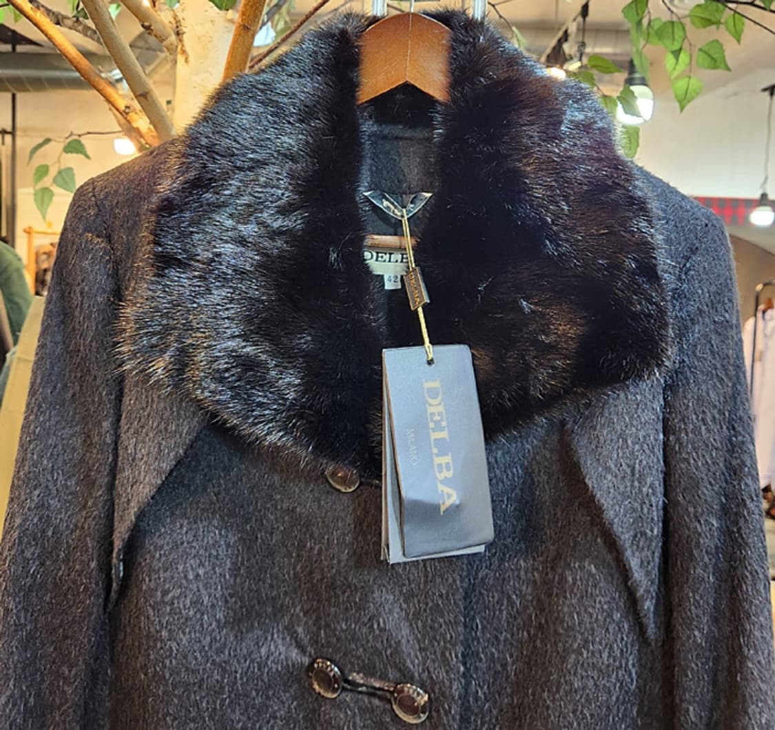 DElBA milano 알파카 울 블렌드 리얼 밍크 퍼 블랙 롱 코트 상품이미지5