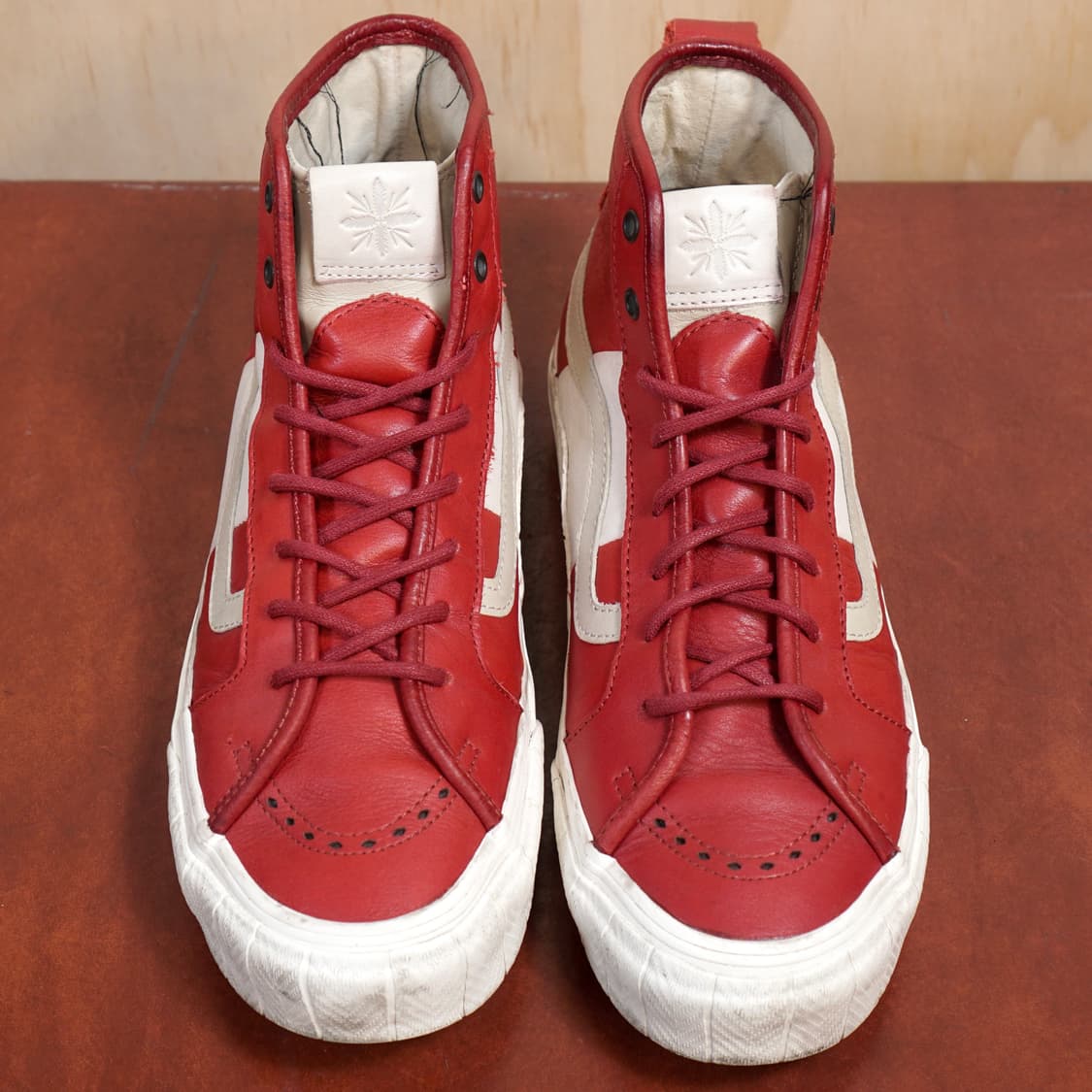 반스 X 타카하야시 볼트 레더 스니커즈 상품이미지2