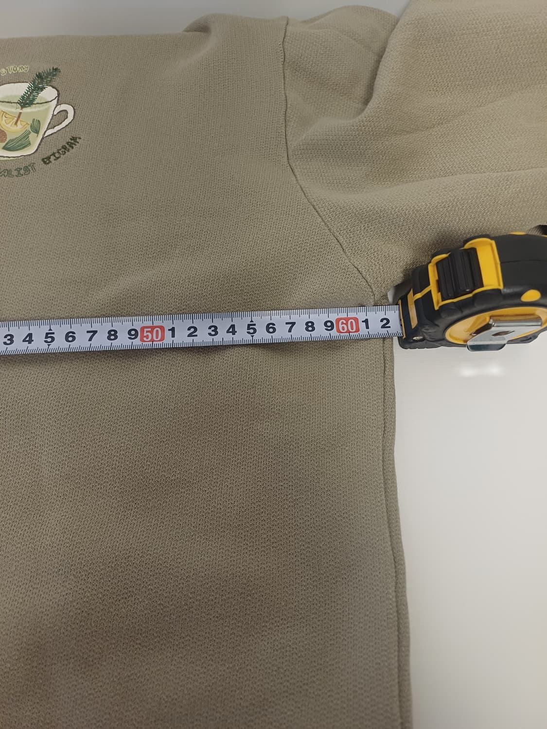 [XXL/110] epigram 에피그램 '솔잎차이야기' 로컬 자수맨투맨 상품이미지9