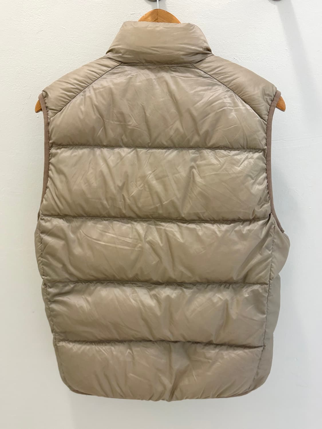 유니클로 조끼 패딩 경량패딩 상품이미지3