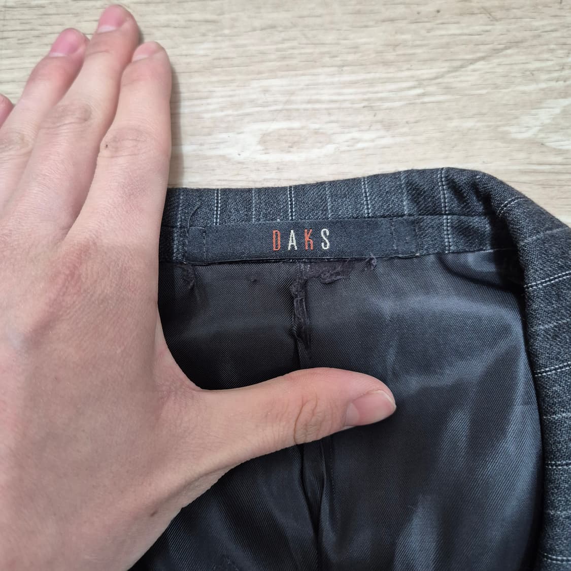 닥스 런던 남성 스트라이프 블레이저 정장자켓 L(100) 상품이미지4