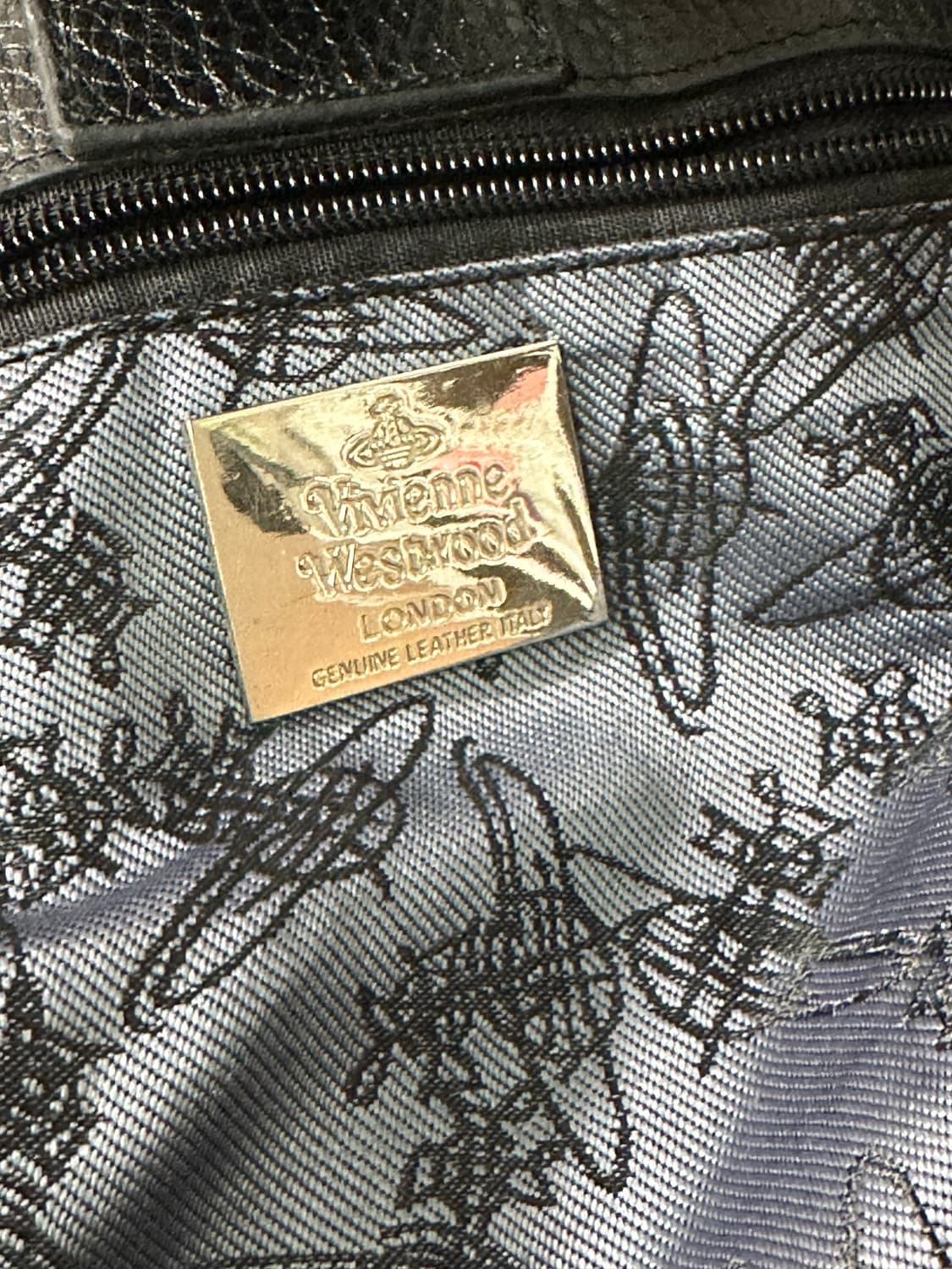 비비안웨스트우드 토트백 블랙 상품이미지4