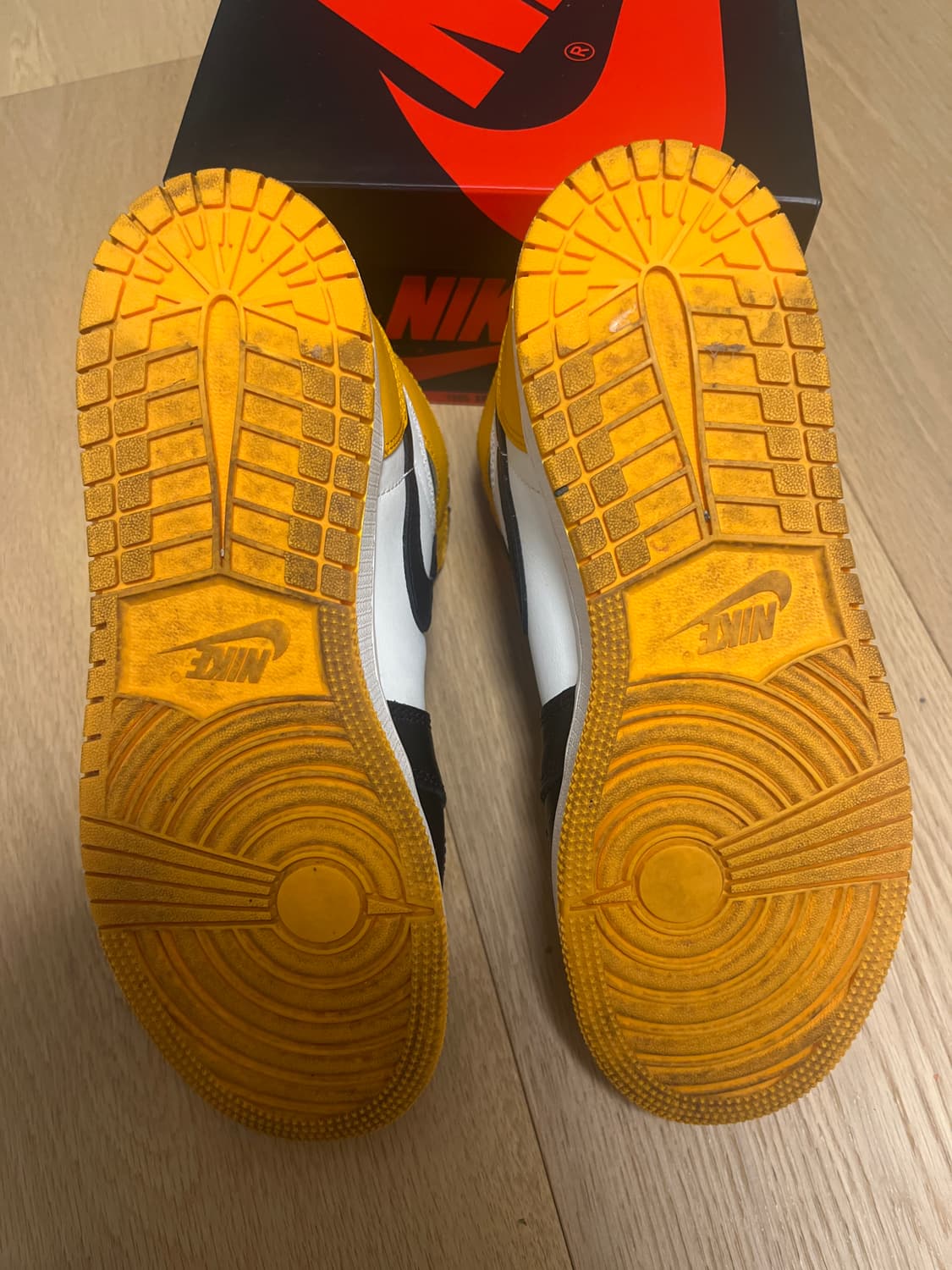 나이키 에어 조던 1 하이 OG  택시 240 상품이미지3