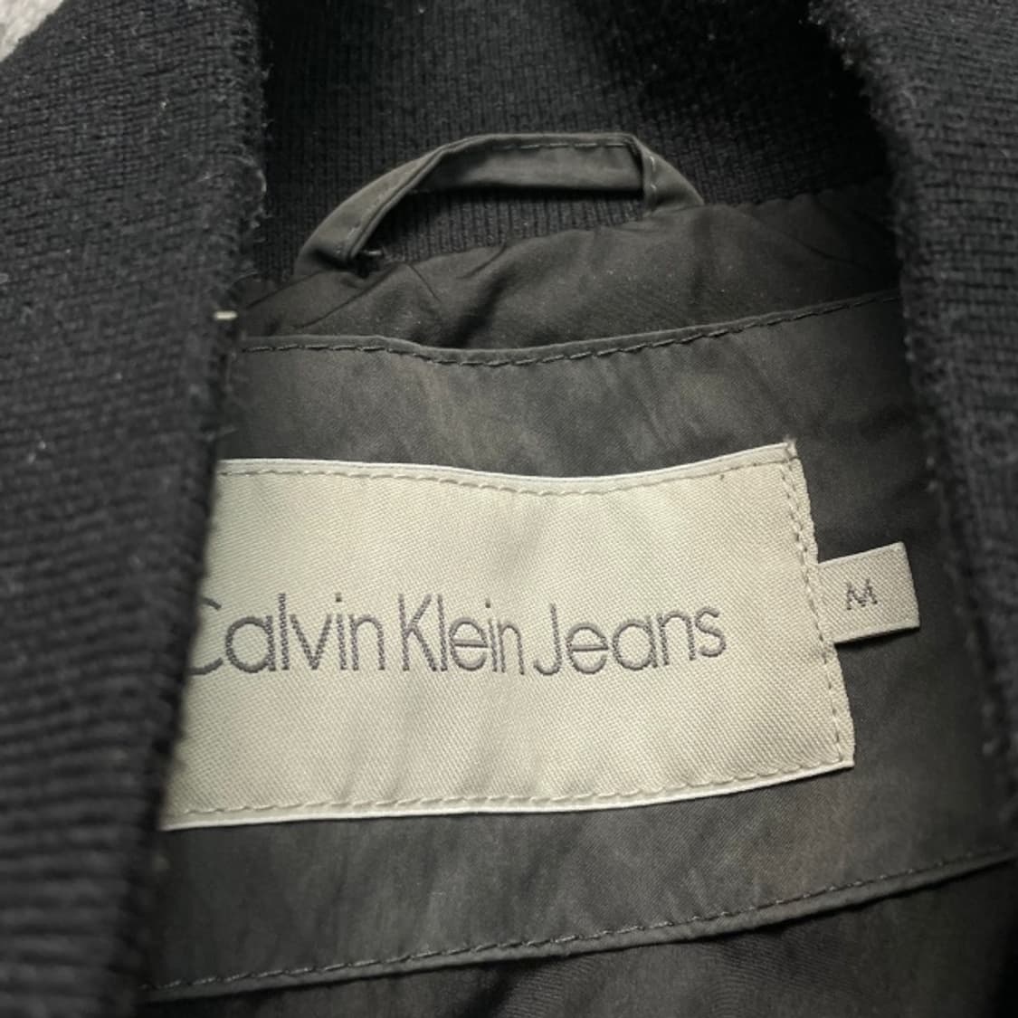 100 캘빈클라인 패딩 상품이미지3