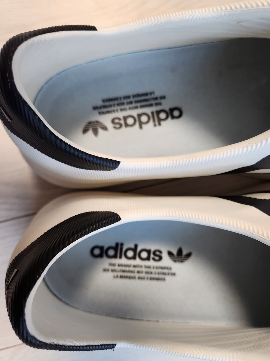 아디다스 아디폼 슈퍼스타 코어 화이트 사이즈250 상품이미지5