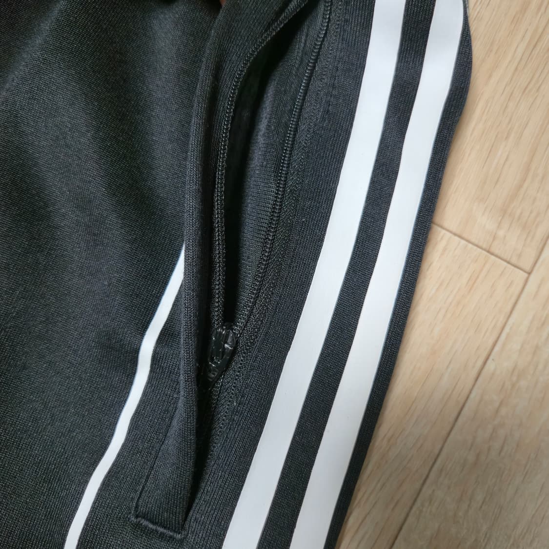 S) 아디다스 블랙 불꽃 트레이닝 조거 팬츠 상품이미지6