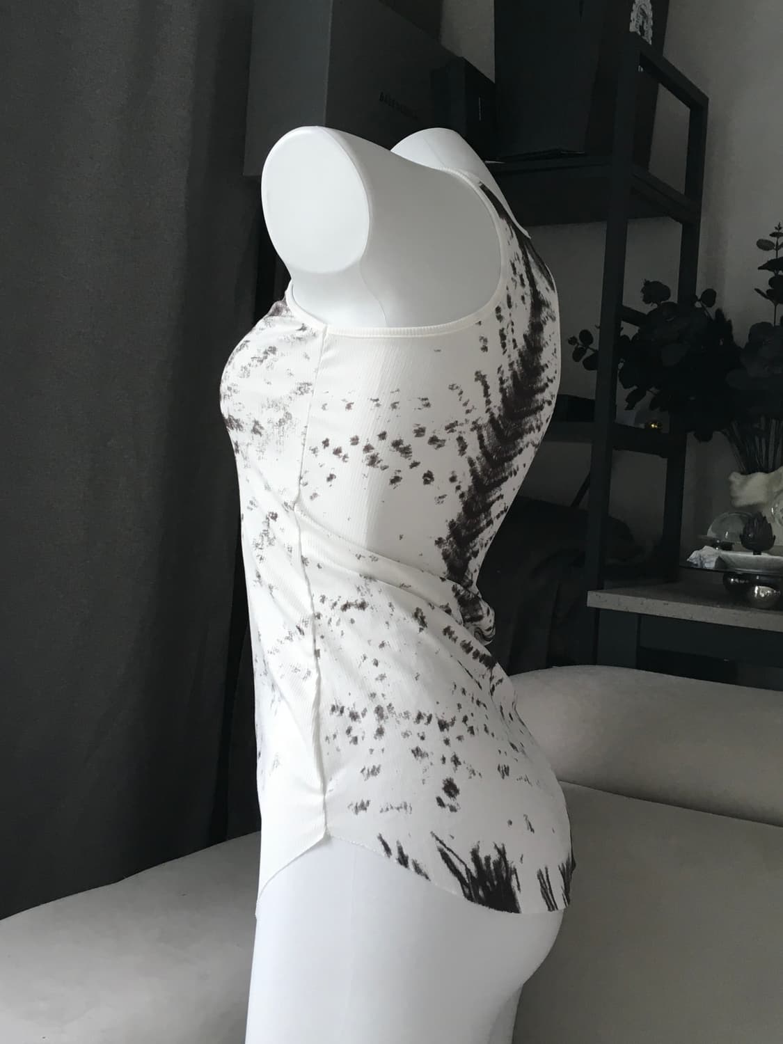 ༒ BONE PRINTED LONG SLEEVELESS 상품이미지4