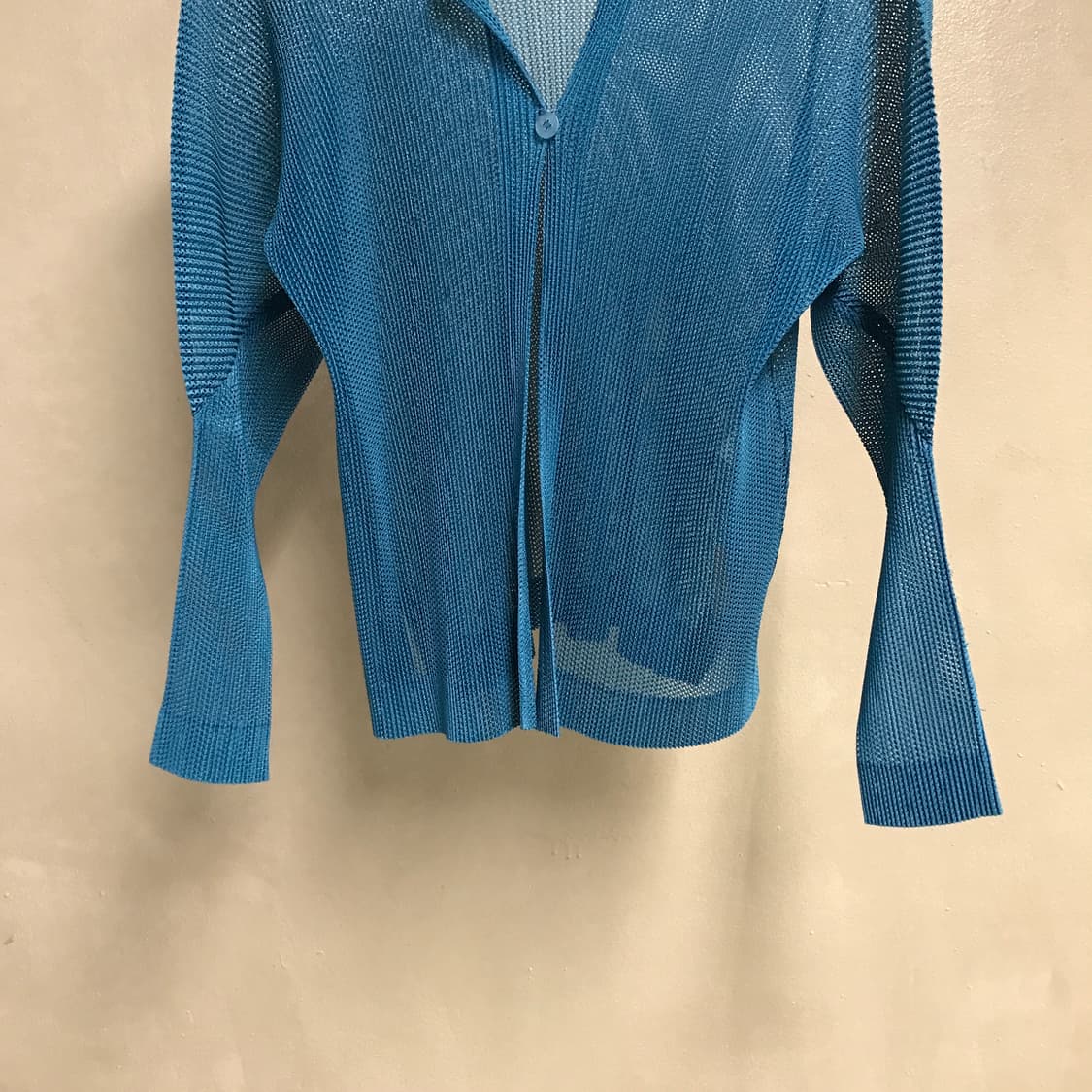 이세이 미야케 플리츠 플리즈 메쉬 가디건 -(W) 상품이미지3