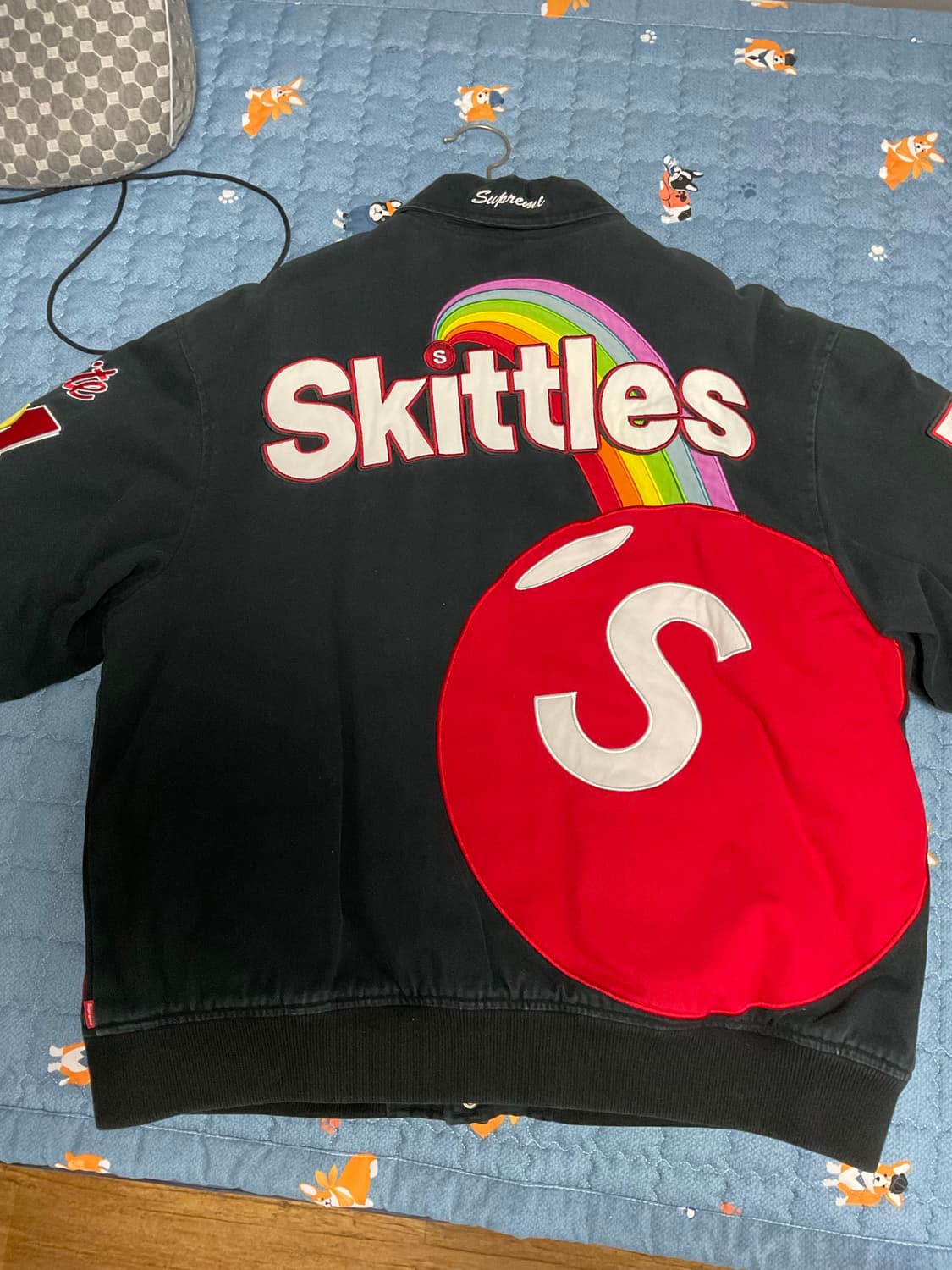 슈프림 x 스키틀즈 x 미첼 앤 네스 바시티 자켓 블랙 xl 상품이미지3