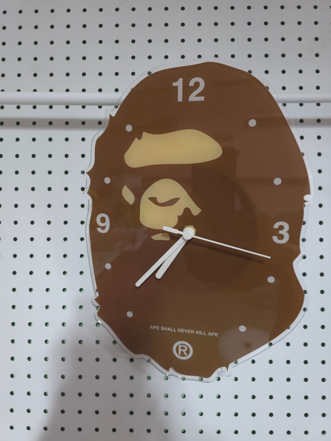 베이프 벽걸이 시계 인테리어 소품 상품이미지1