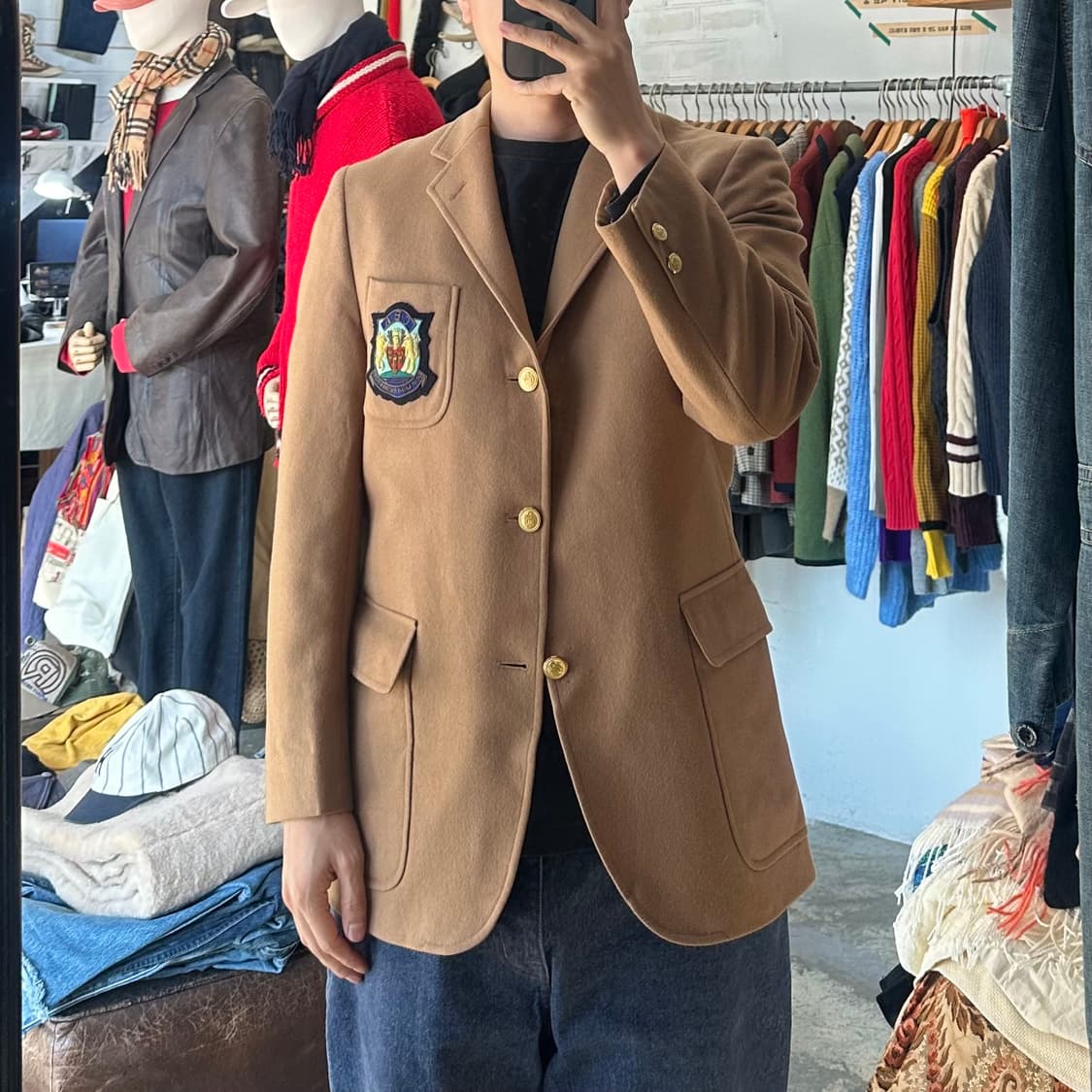 (착용컷) J.PRESS 금장 와펜 블레이져 (남성용 100) 상품이미지3