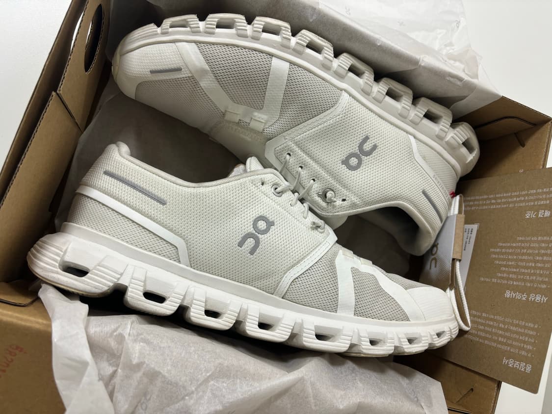 온러닝 클라우드 6 화이트 상품이미지1