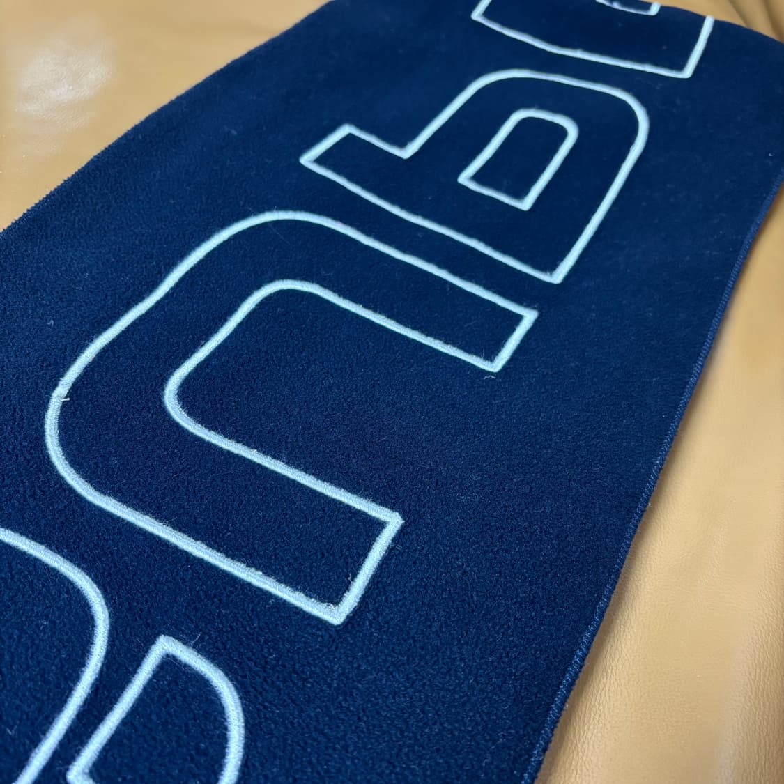 슈프림 머플러 목도리 로고 네이비 상품이미지7