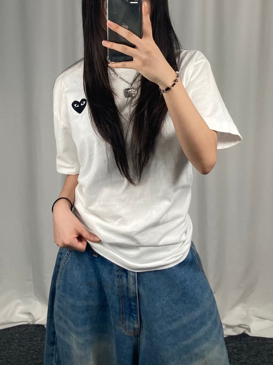 꼼데가르송 블랙 와펜 화이트 반팔 상품이미지2