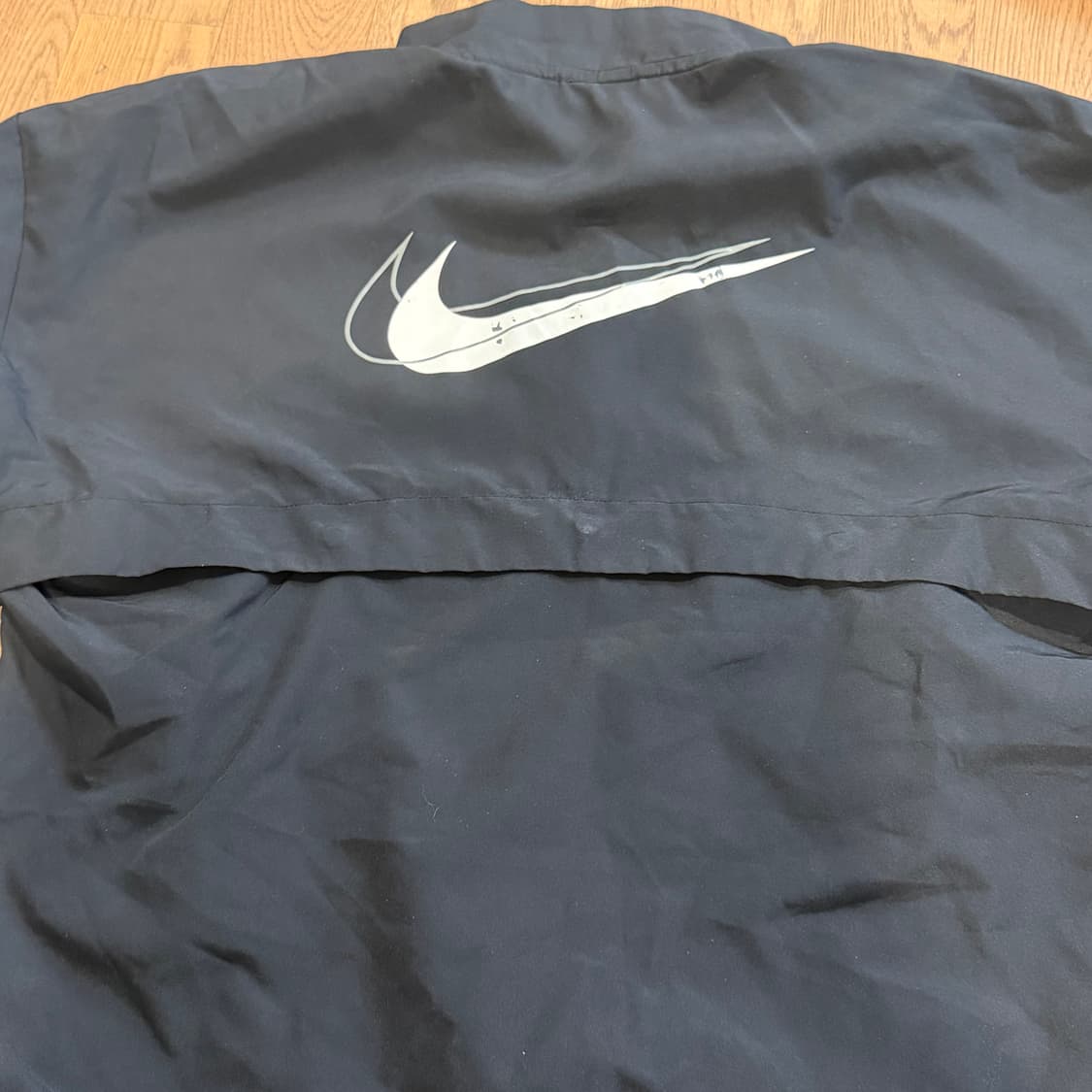 Nike W 러닝 백로고 바람막이 자켓 상품이미지5