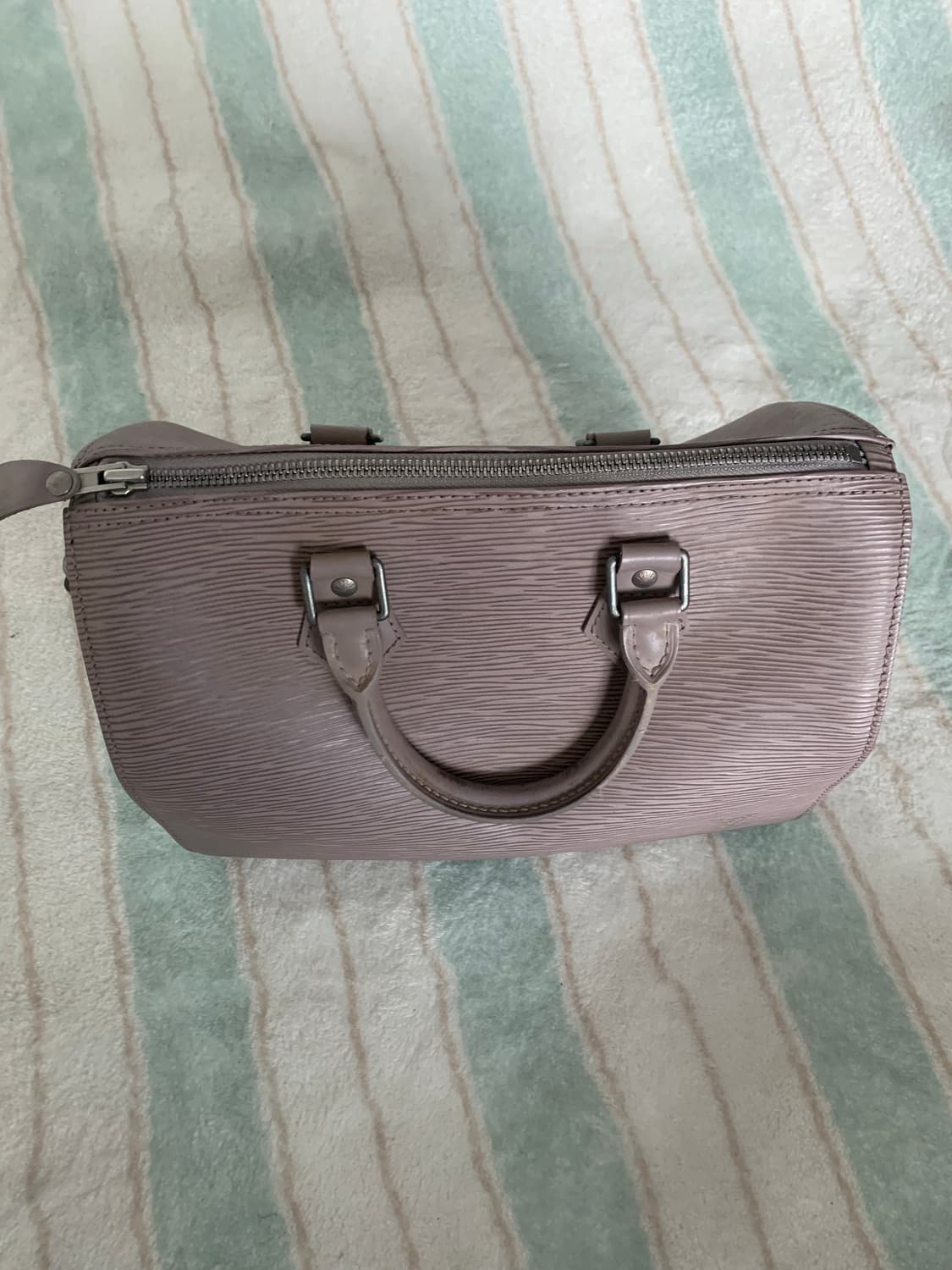 루이비통 에삐 스피디 30 상품이미지2