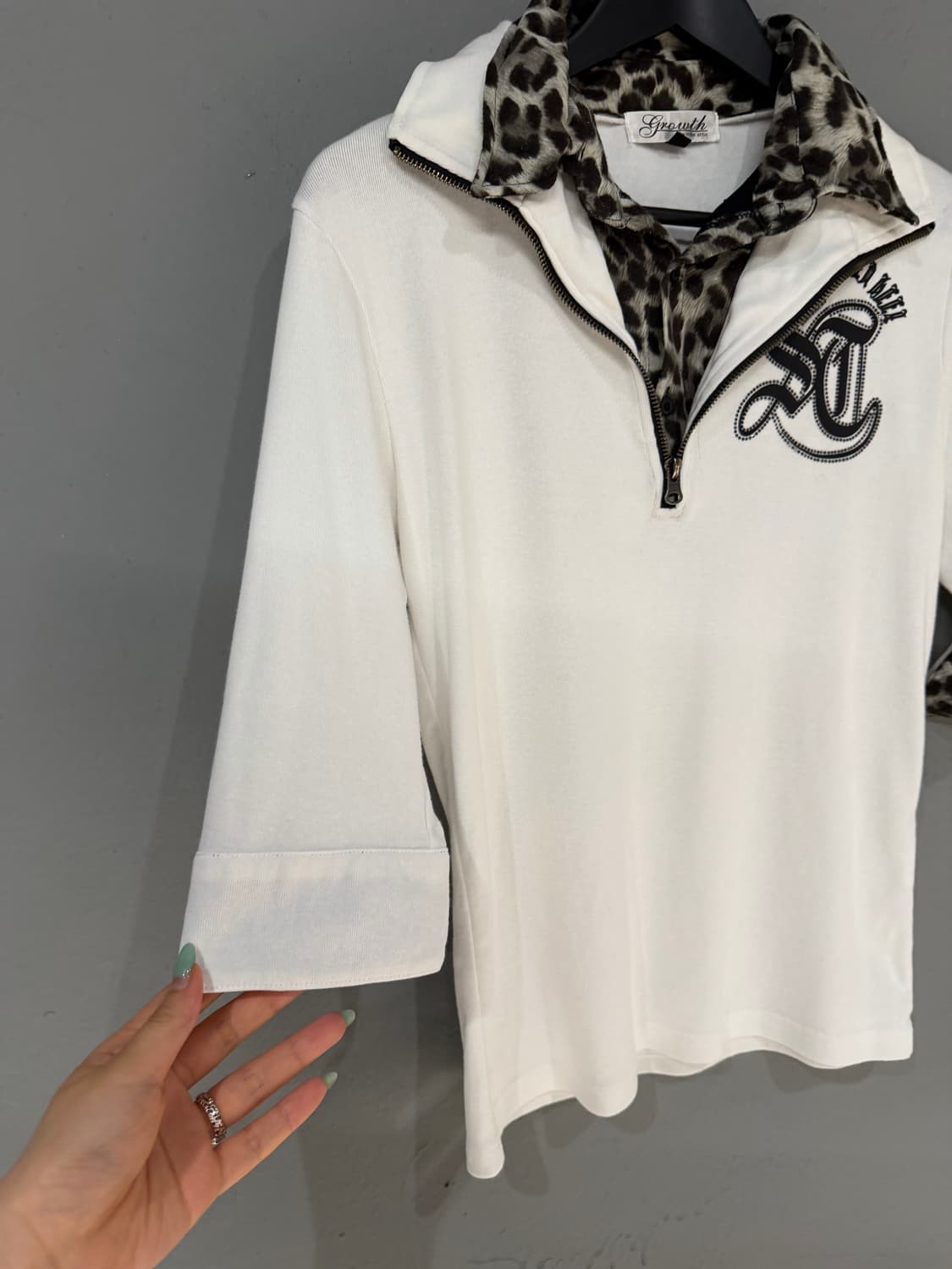 in the attic leopard layered collar top 상품이미지7