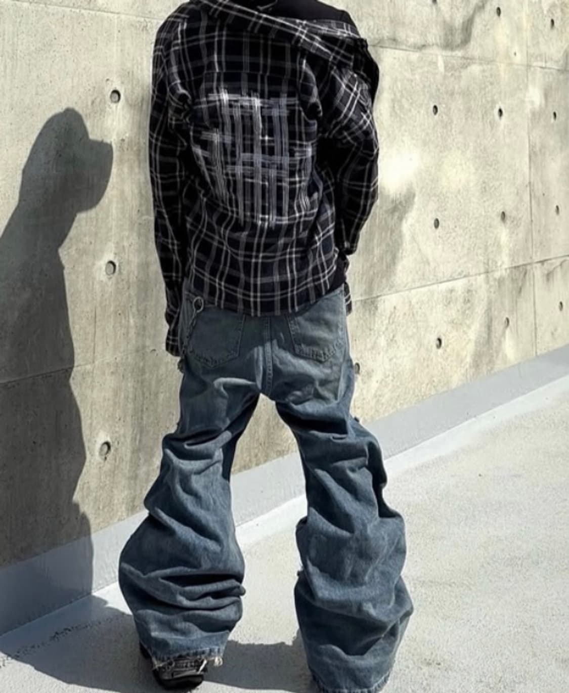 릭오웬스 볼란 부츠컷 핏 데님 데미지 청바지  상품이미지3