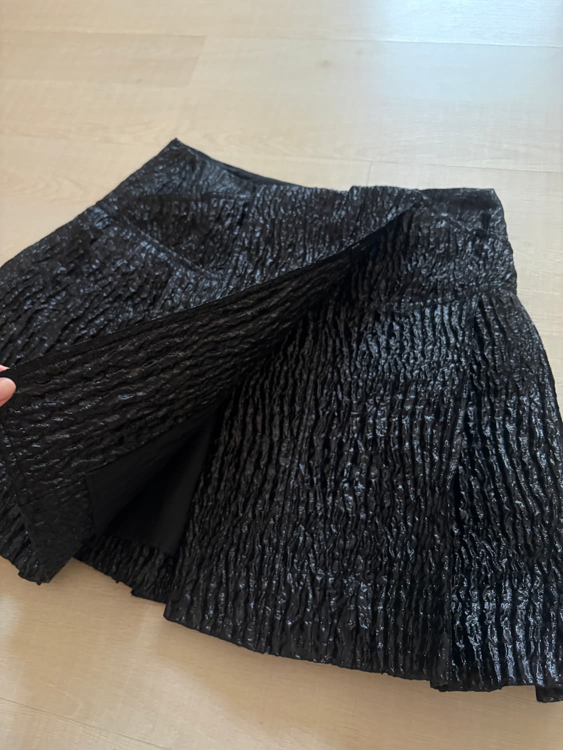 시몬로샤 타이 플리티드 킬트 블랙스커트 8 상품이미지3