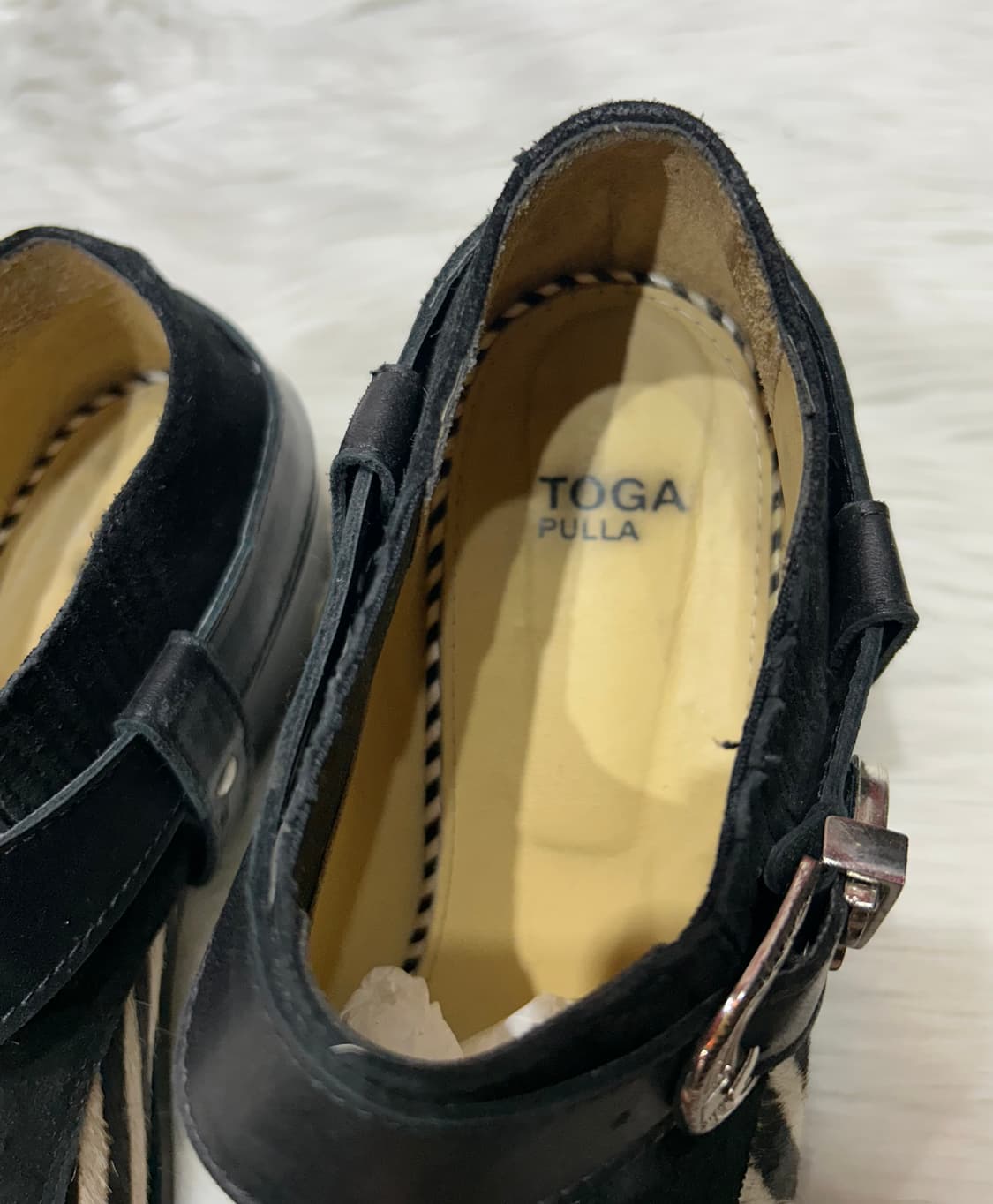 toga pulla shoes 토가 풀라 송치 버클 디테일 구두 상품이미지6