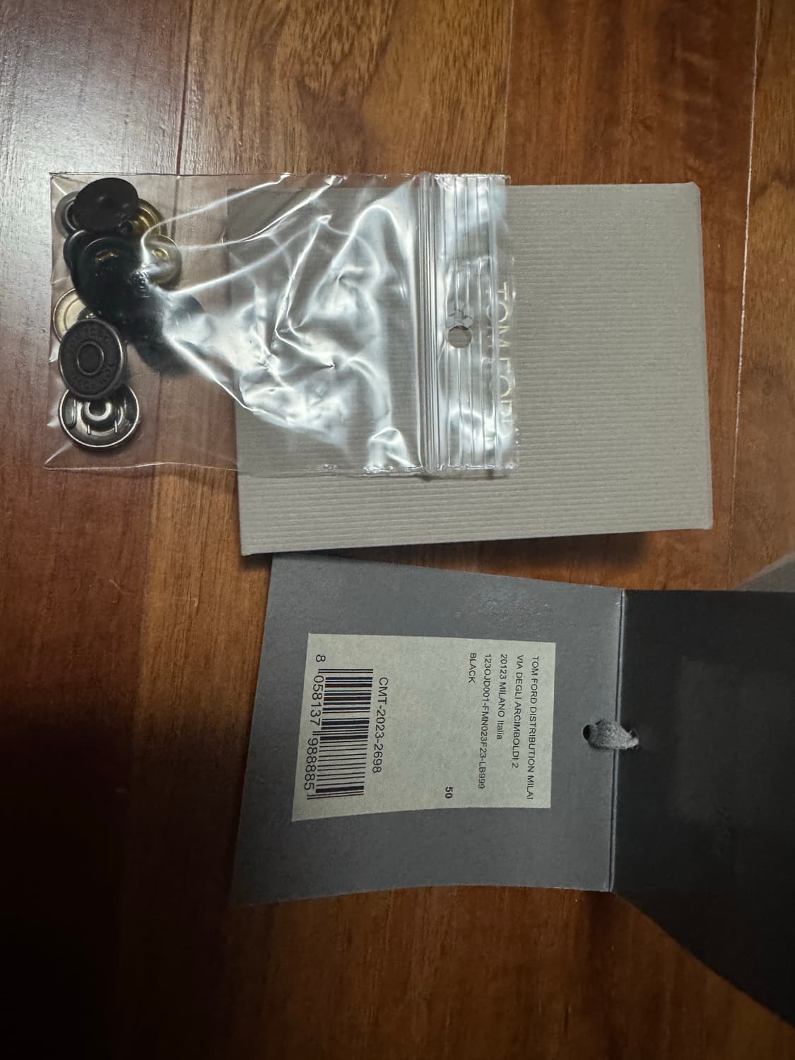 톰포드/ 글로시 블랙패딩/ 50 상품이미지3