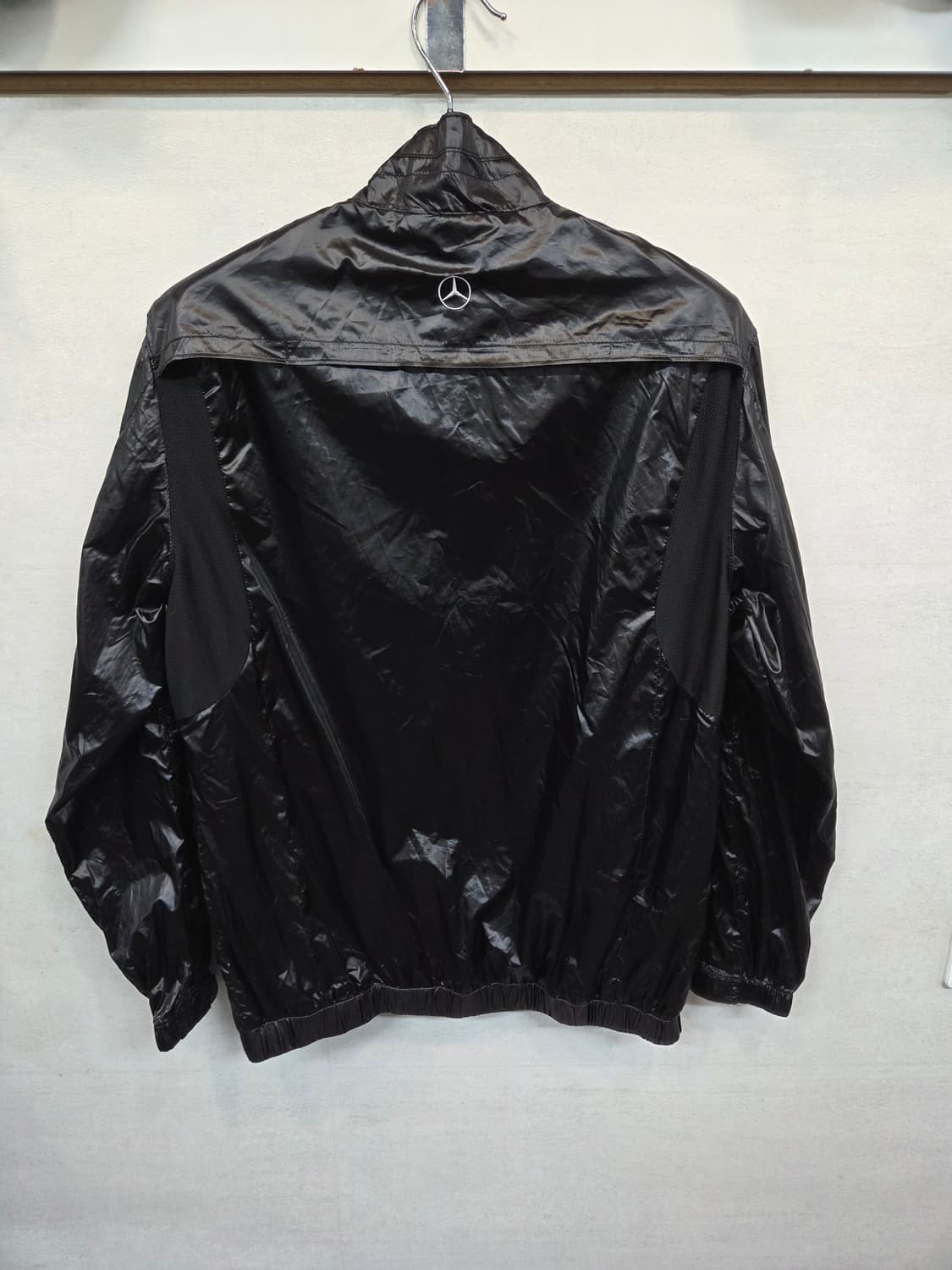 메르세데스 벤츠 유광 바람막이 봄버자켓 L 상품이미지2