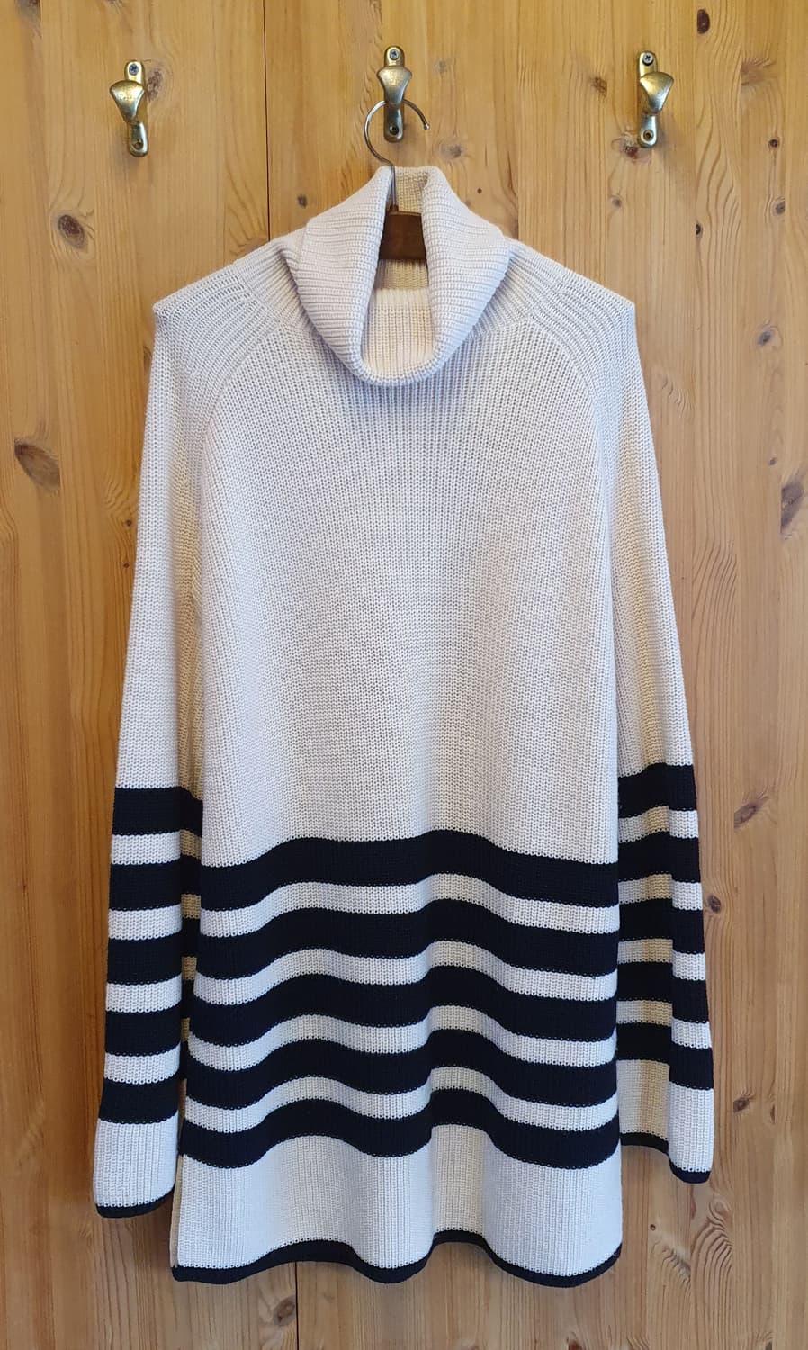 100/105.COS 터틀 박스니트 상품이미지1