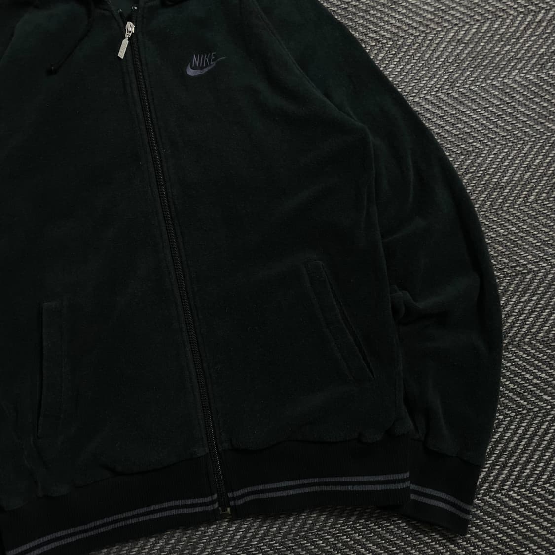 나이키 퓨츄라 로고 후드 벨벳 트랙탑 져지y 4206 상품이미지3