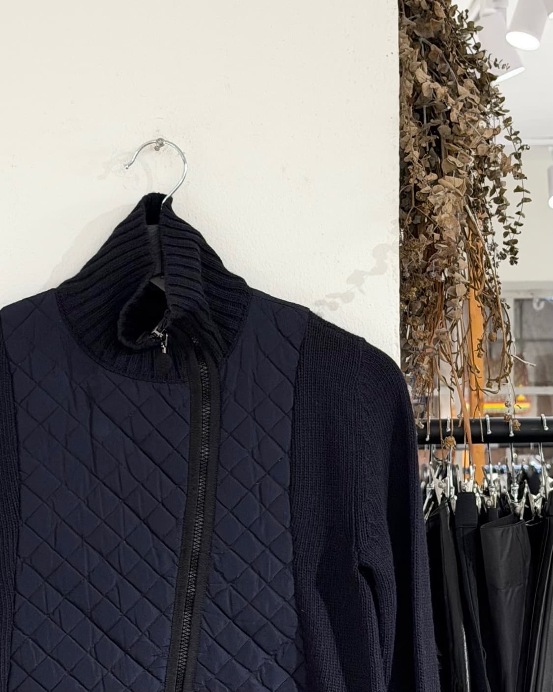 몽클레르 네이비 집업 점퍼 가디건 상품이미지3