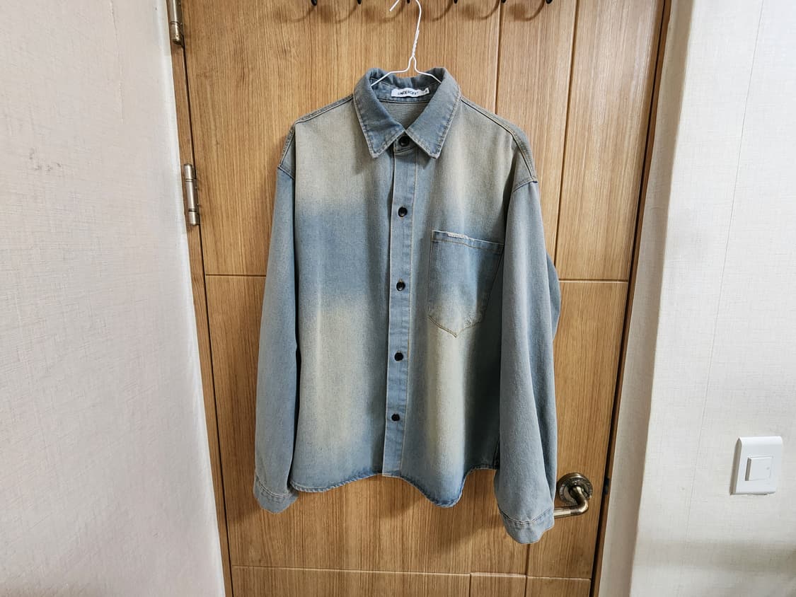 (M)언더오프 오버사이즈 워시드 데님 셔츠 상품이미지1