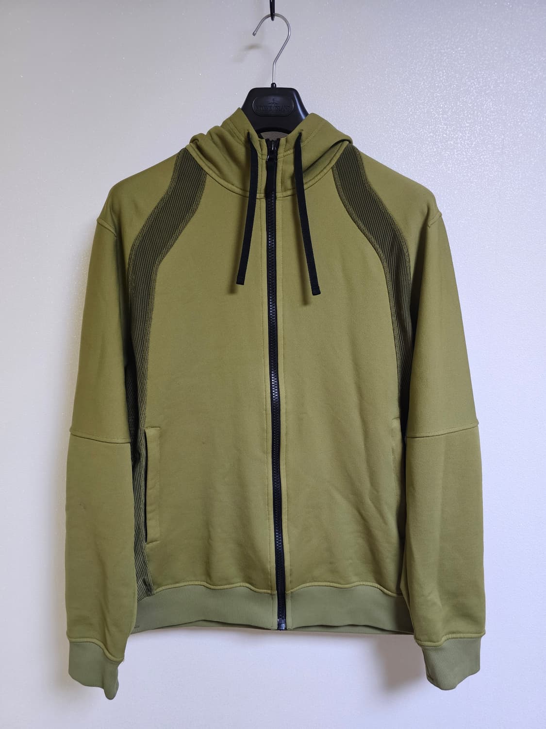 스톤아일랜드 쉐도우 프로젝트 메쉬 후드집업 상품이미지1