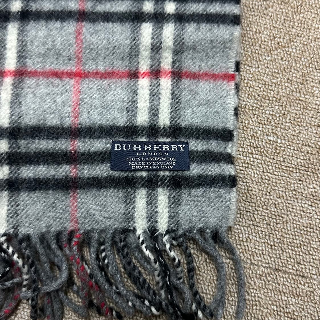 버버리 노바체크 그레이 울 머플러 목도리 상품이미지3