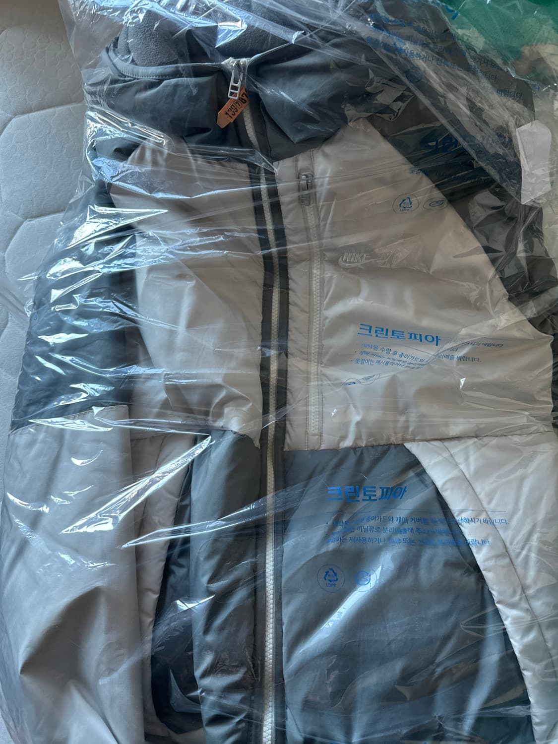 나이키 패딩 상품이미지2