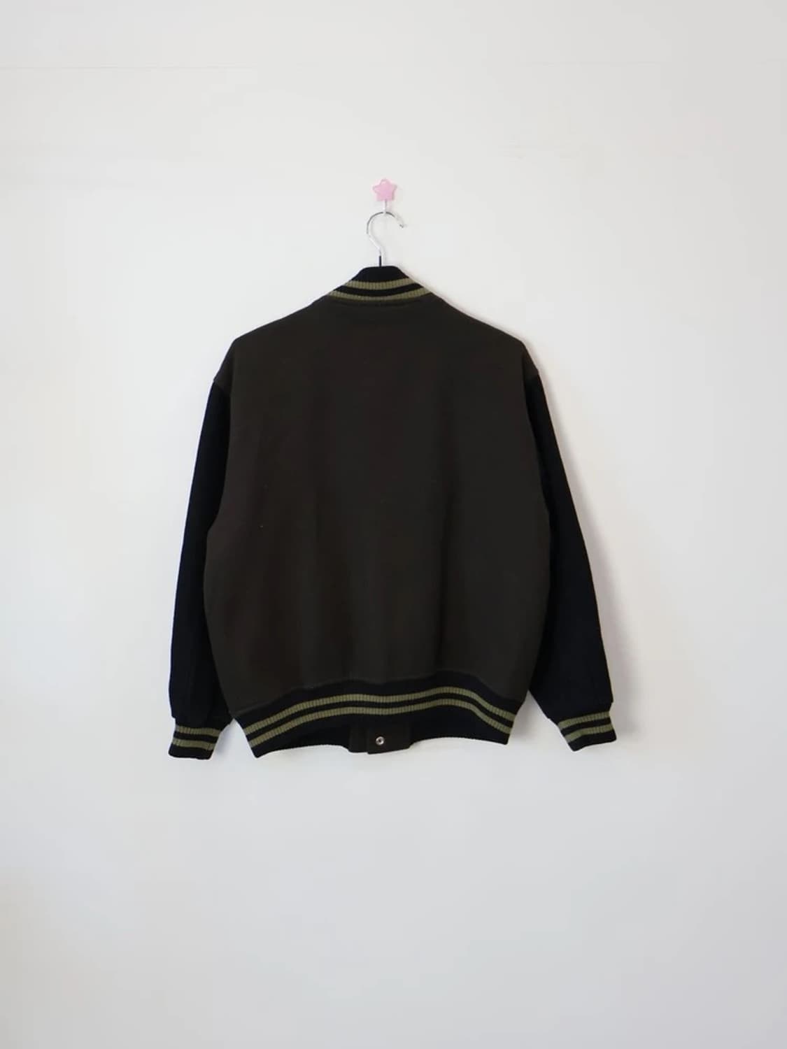 Wave Berry Wool Varsity Jacket 상품이미지4