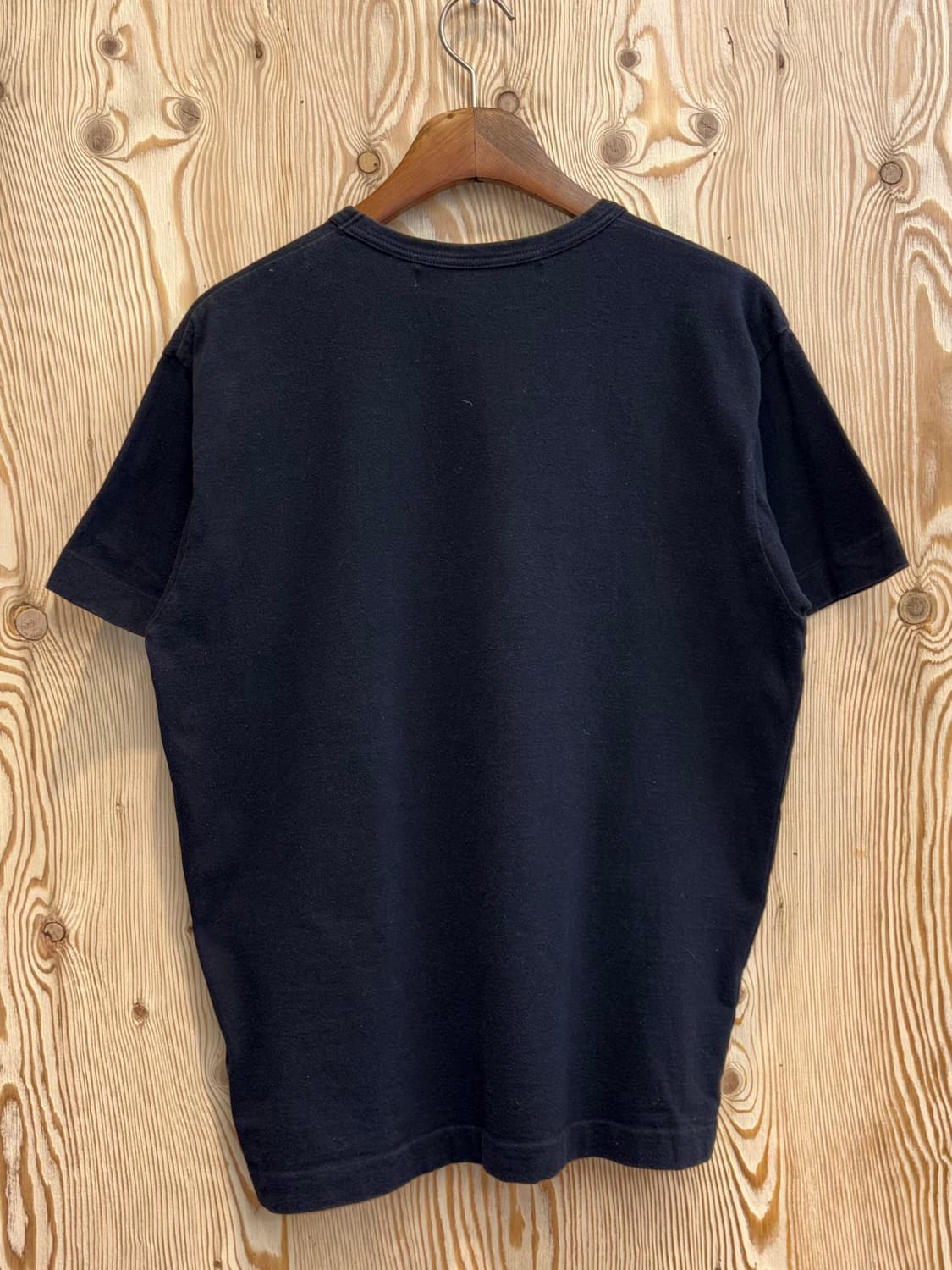 꼼데가르송 레드 하트 블랙 티셔츠 상품이미지3