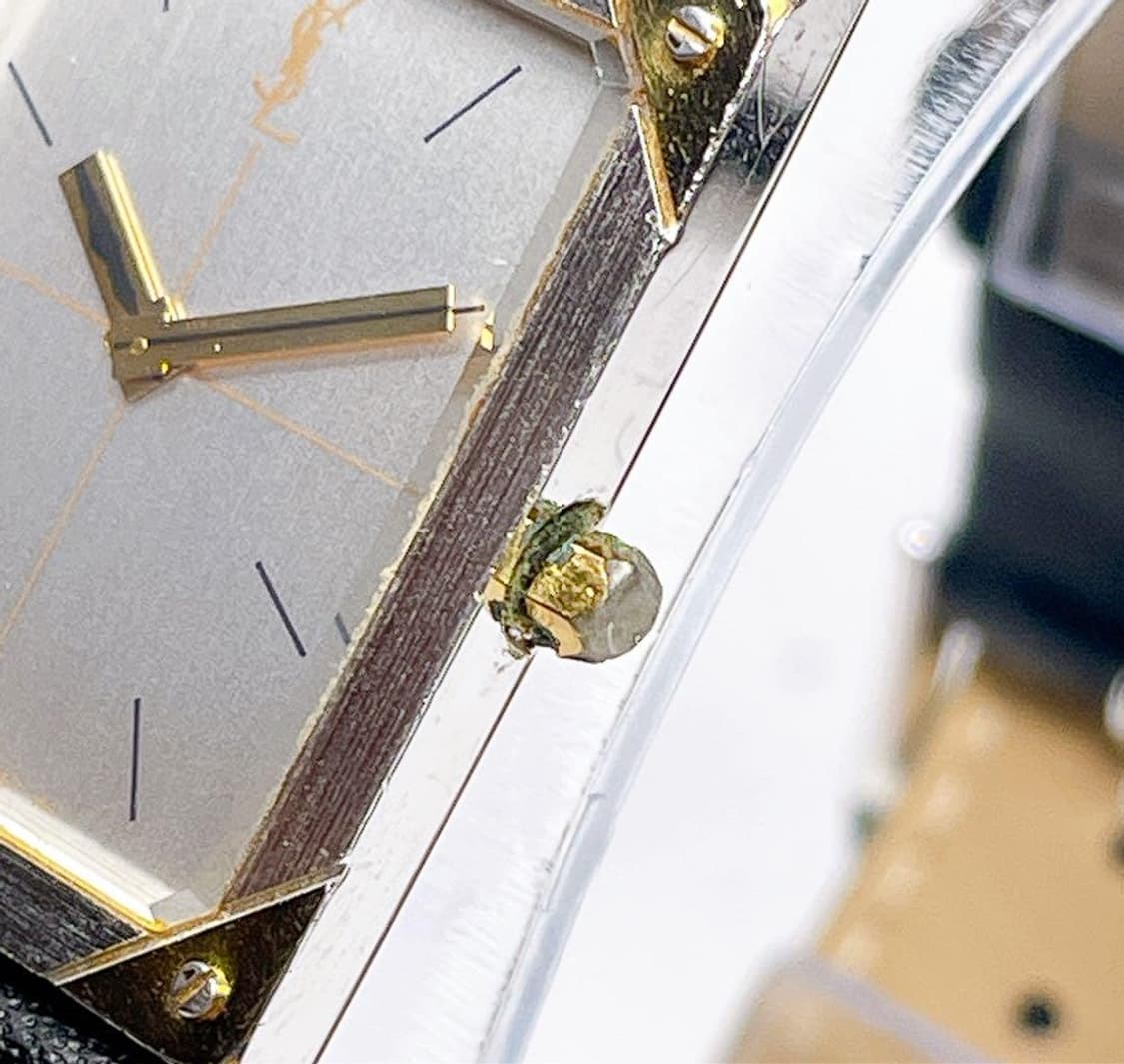 입생로랑 생로랑 빈티지 사각 금장 가죽 시계 클래식시계 빈티지시계 상품이미지5