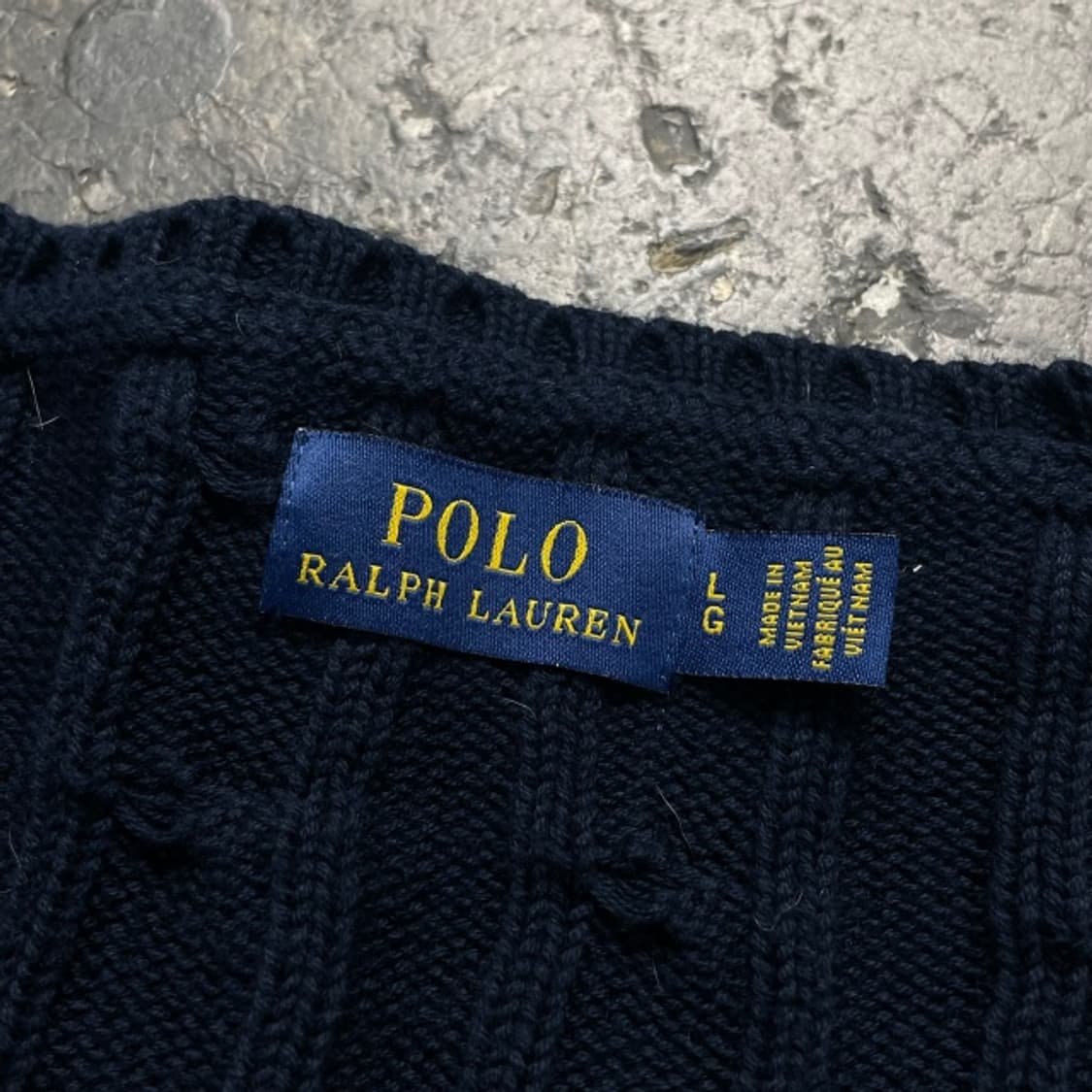 100 폴로 꽈배기 브이넥 니트  상품이미지3