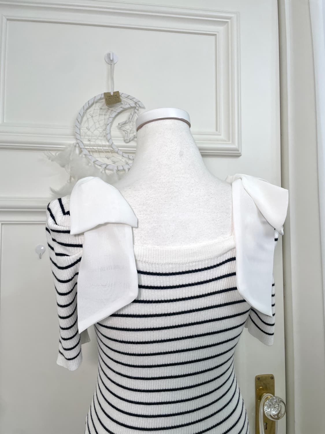 ivory shoulder bow half knit top(size-M) 상품이미지4