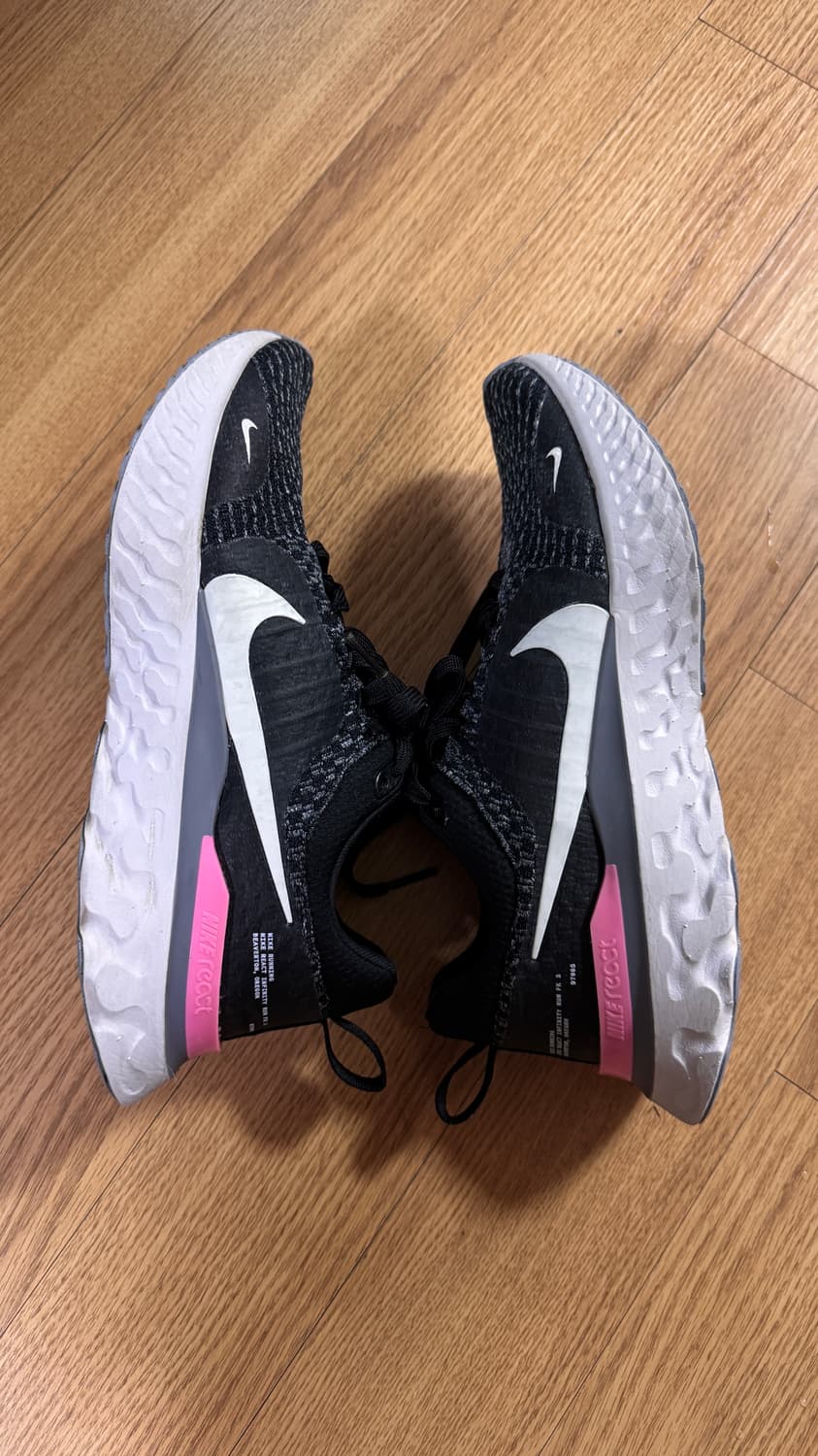 나이키 리액트 인피니티 런 플라이니트 3 블랙 풋볼 그레이 260사이즈 상품이미지3