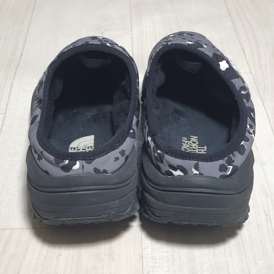 노스페이스 윈터 뮬 230 레오파드 방한화
 상품이미지4