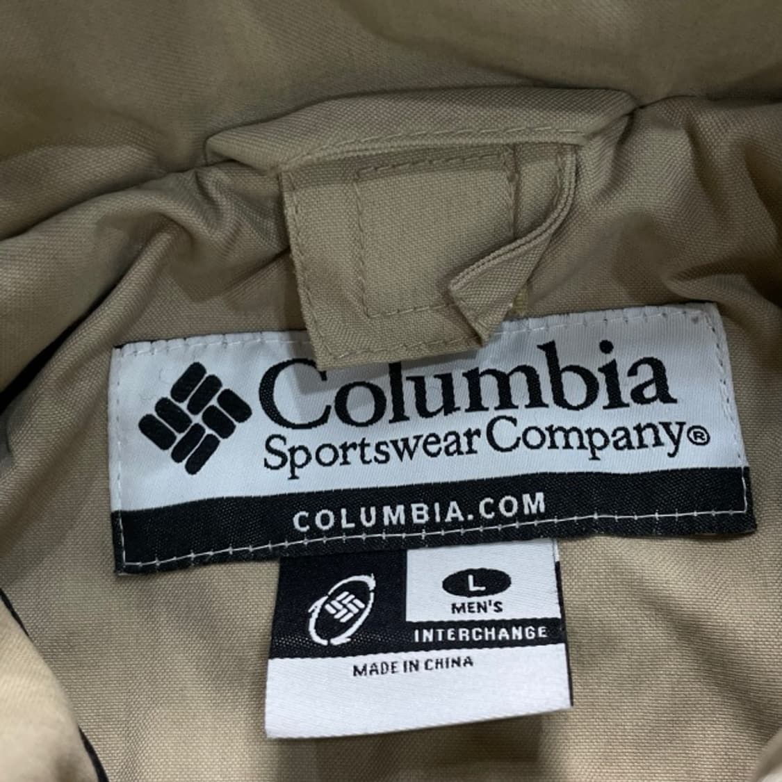 100 콜럼비아 바람막이  상품이미지3