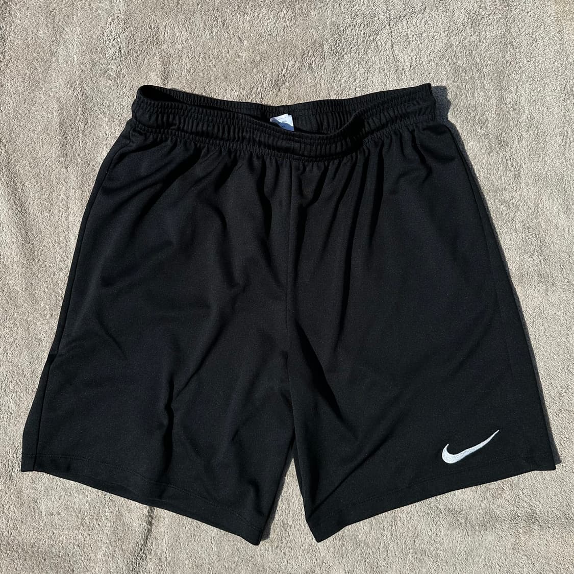 나이키 자수 로고 반바지 상품이미지2