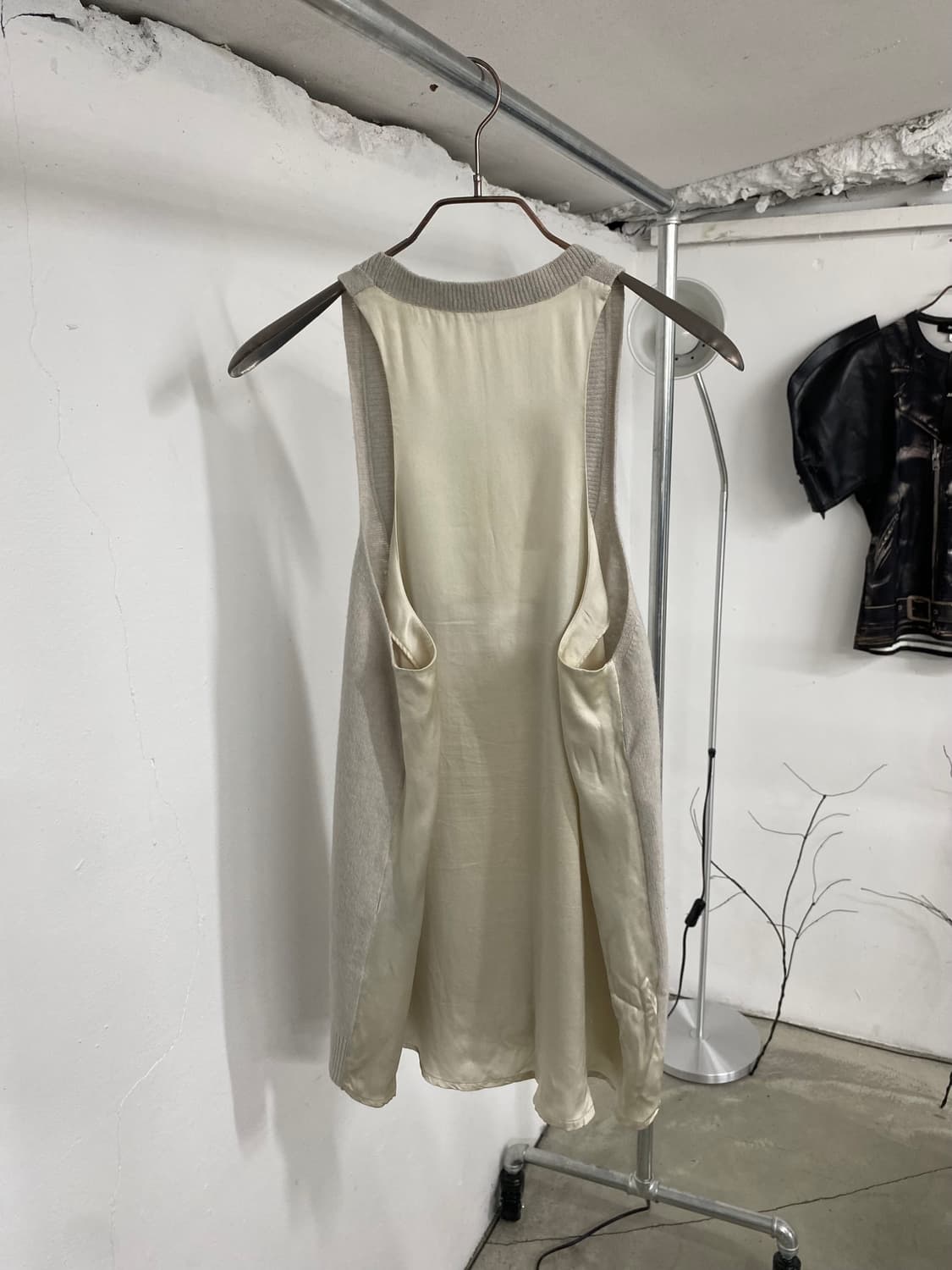 하이더 아커만 슬리브리스 상품이미지2